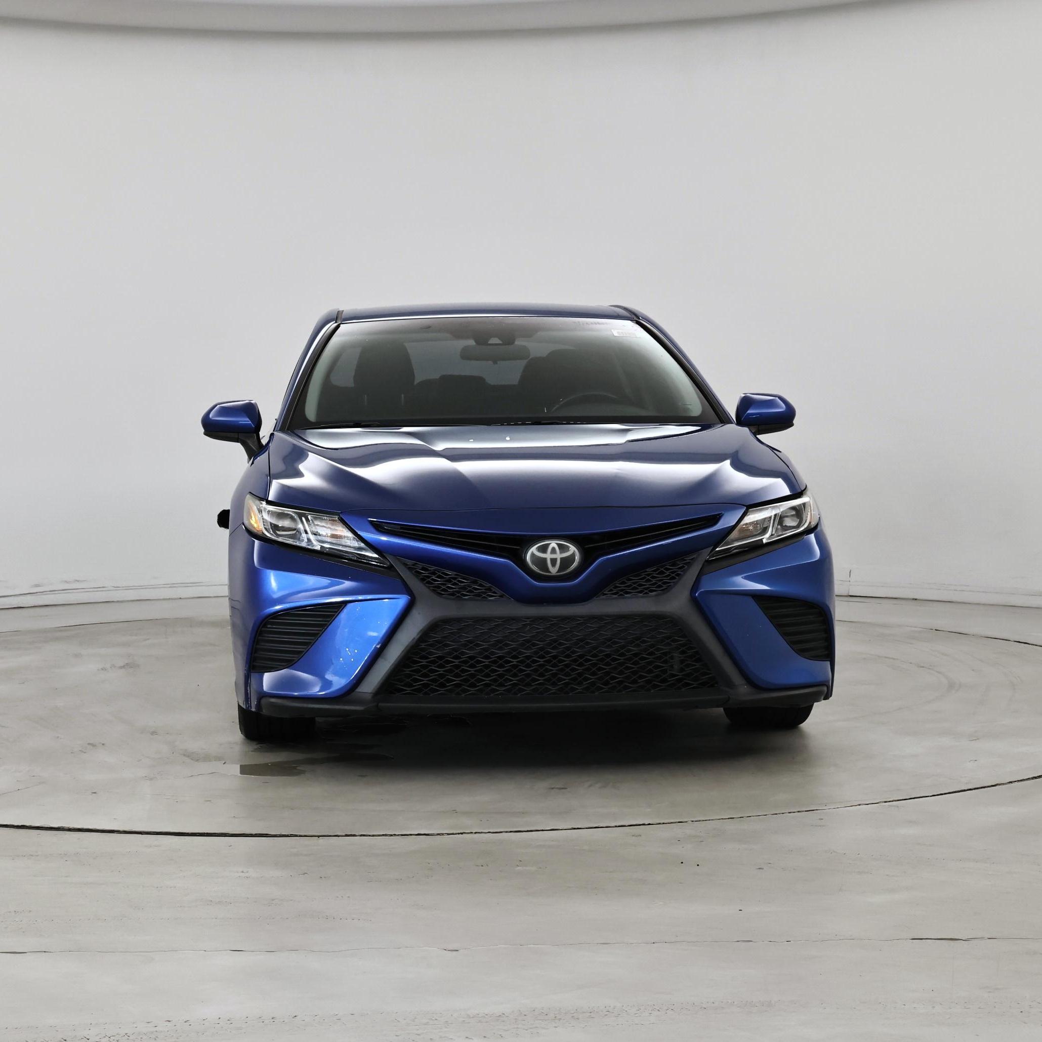 Thumbnail: 2018 Toyota Camry - 5