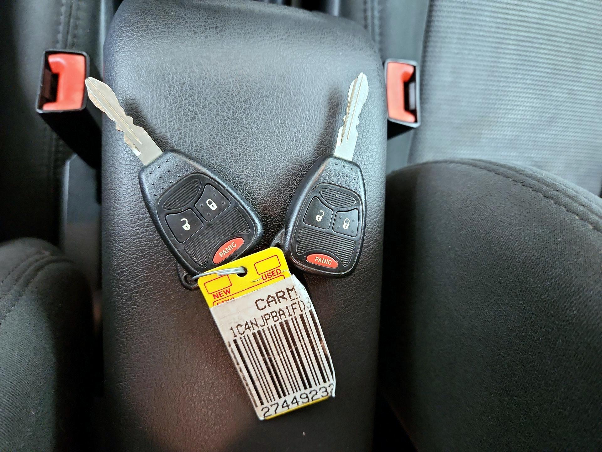 Thumbnail: 2015 Jeep Patriot - 19