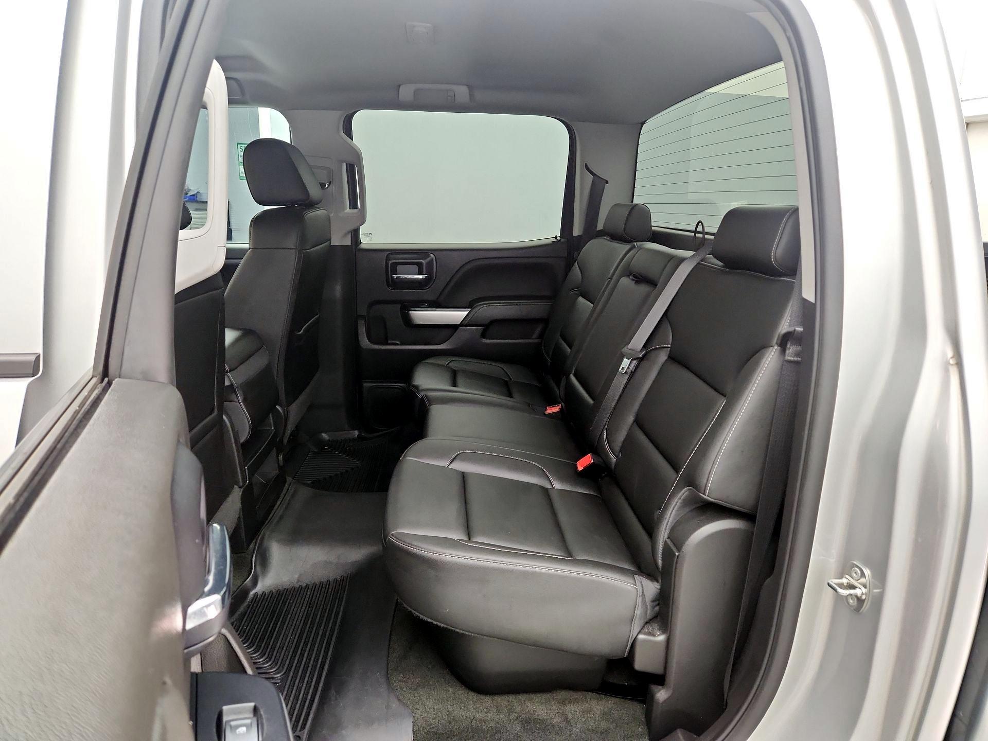 Thumbnail: 2018 Chevrolet Silverado 1500 - 19