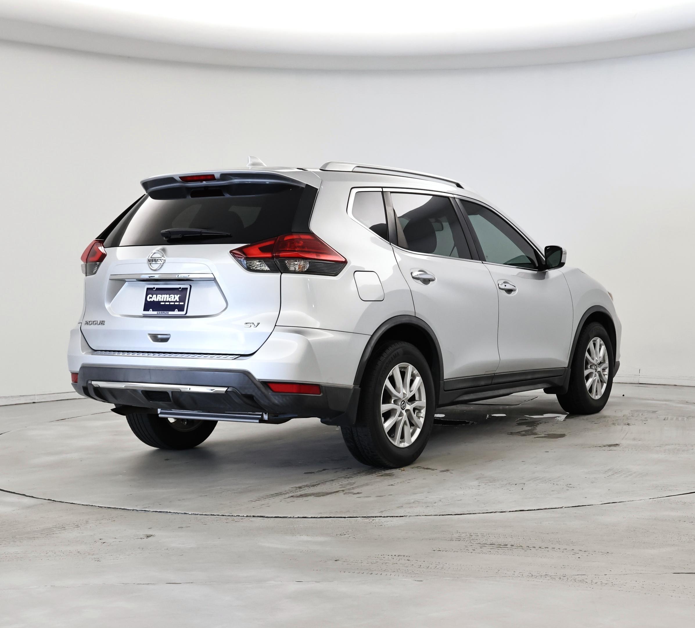 Thumbnail: 2017 Nissan Rogue - 8