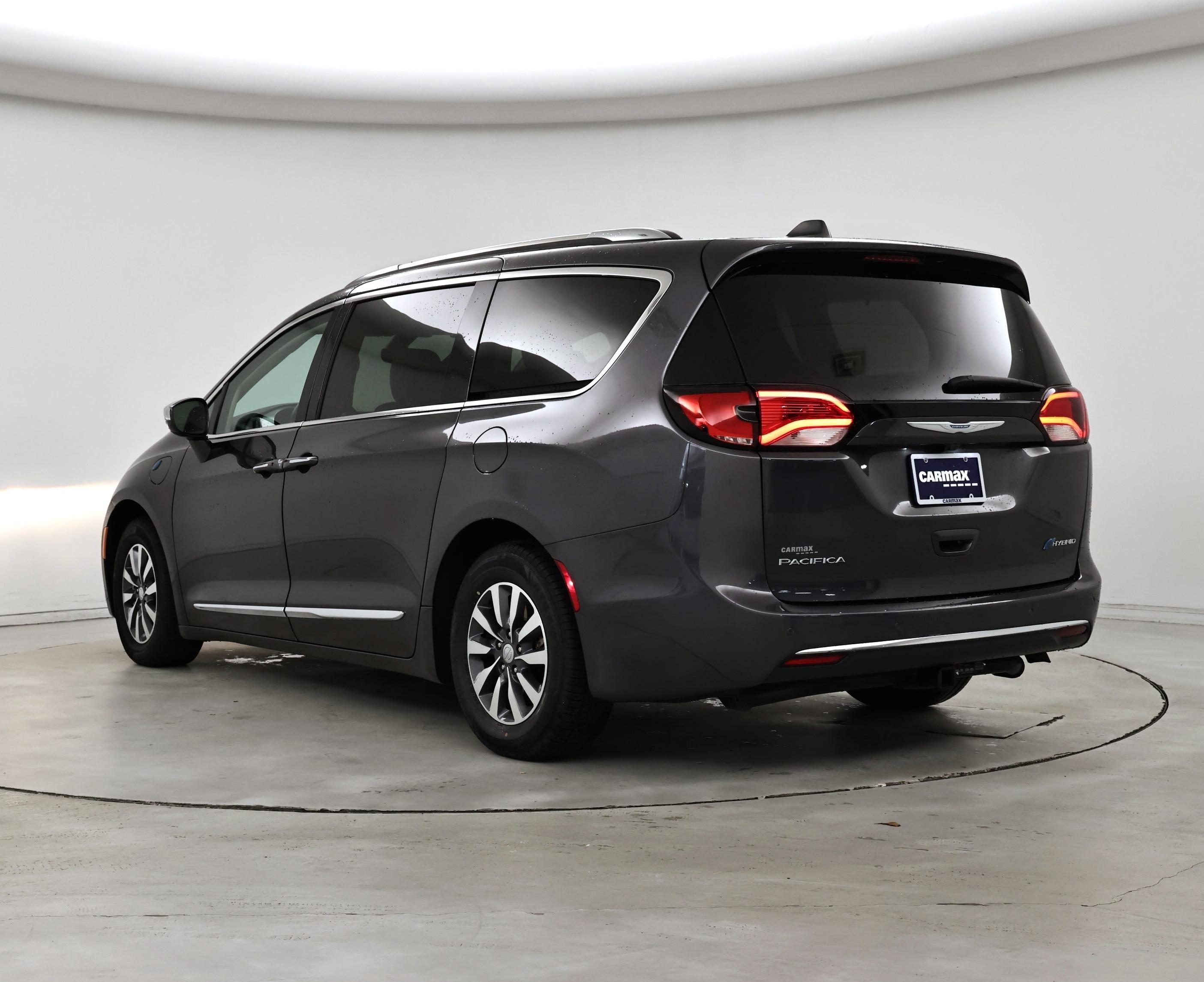 Thumbnail: 2020 Chrysler Pacifica - 2