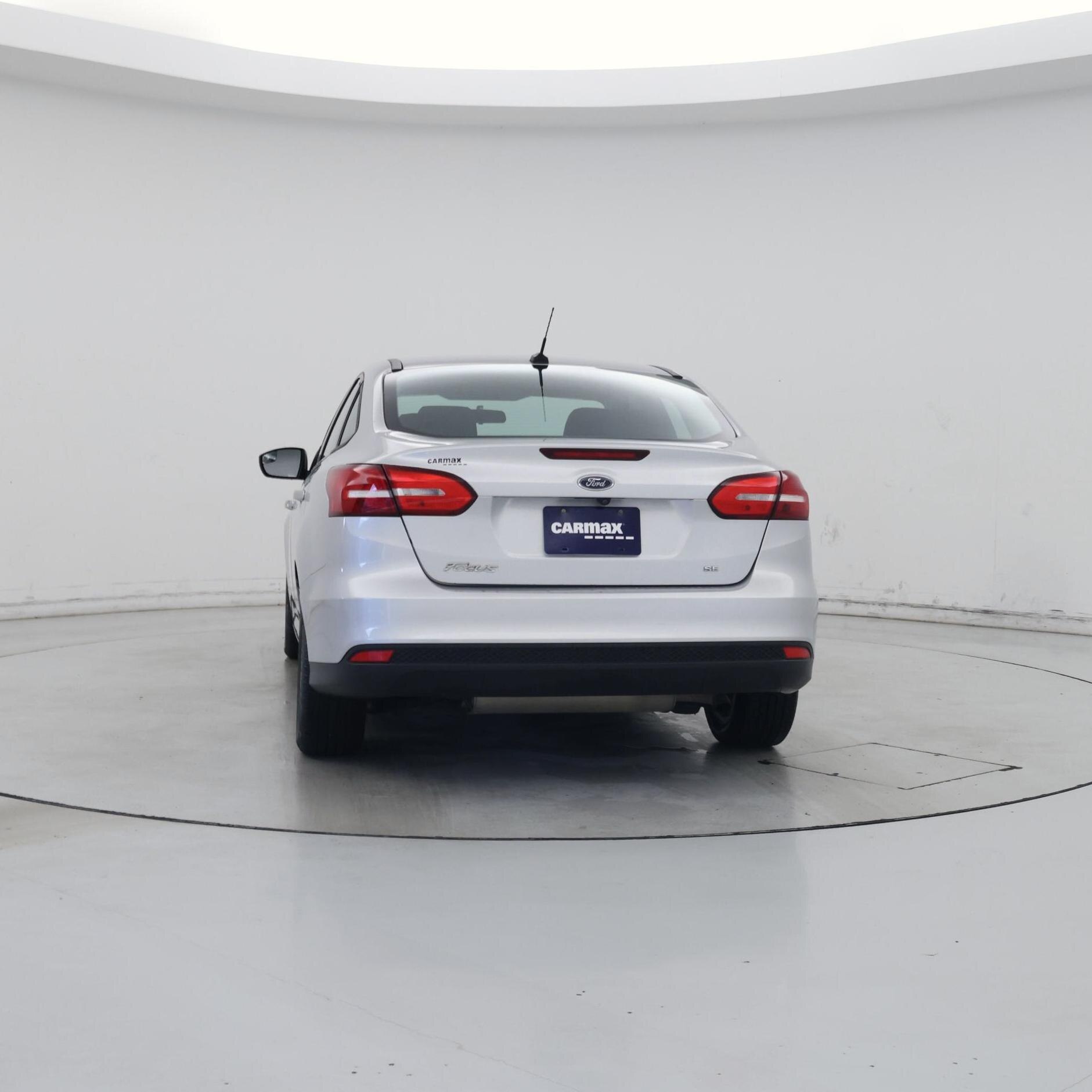 Thumbnail: 2018 Ford Focus - 6