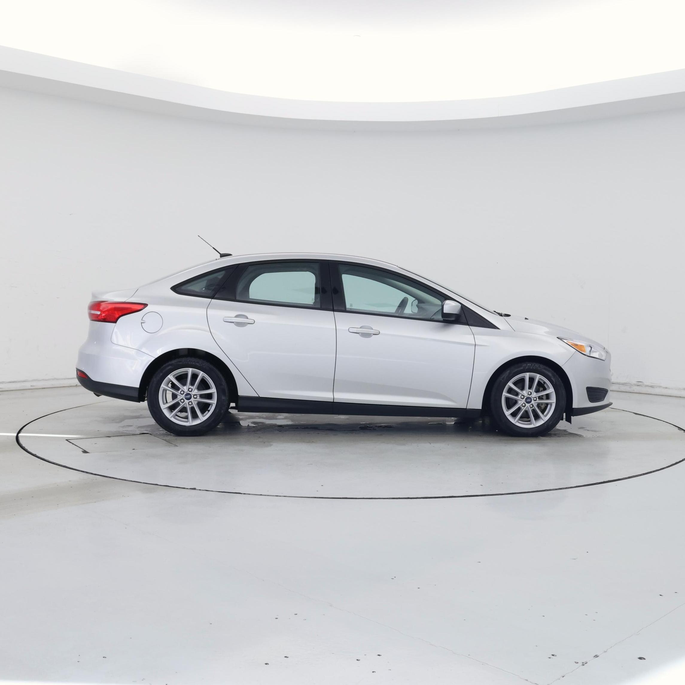 Thumbnail: 2018 Ford Focus - 7