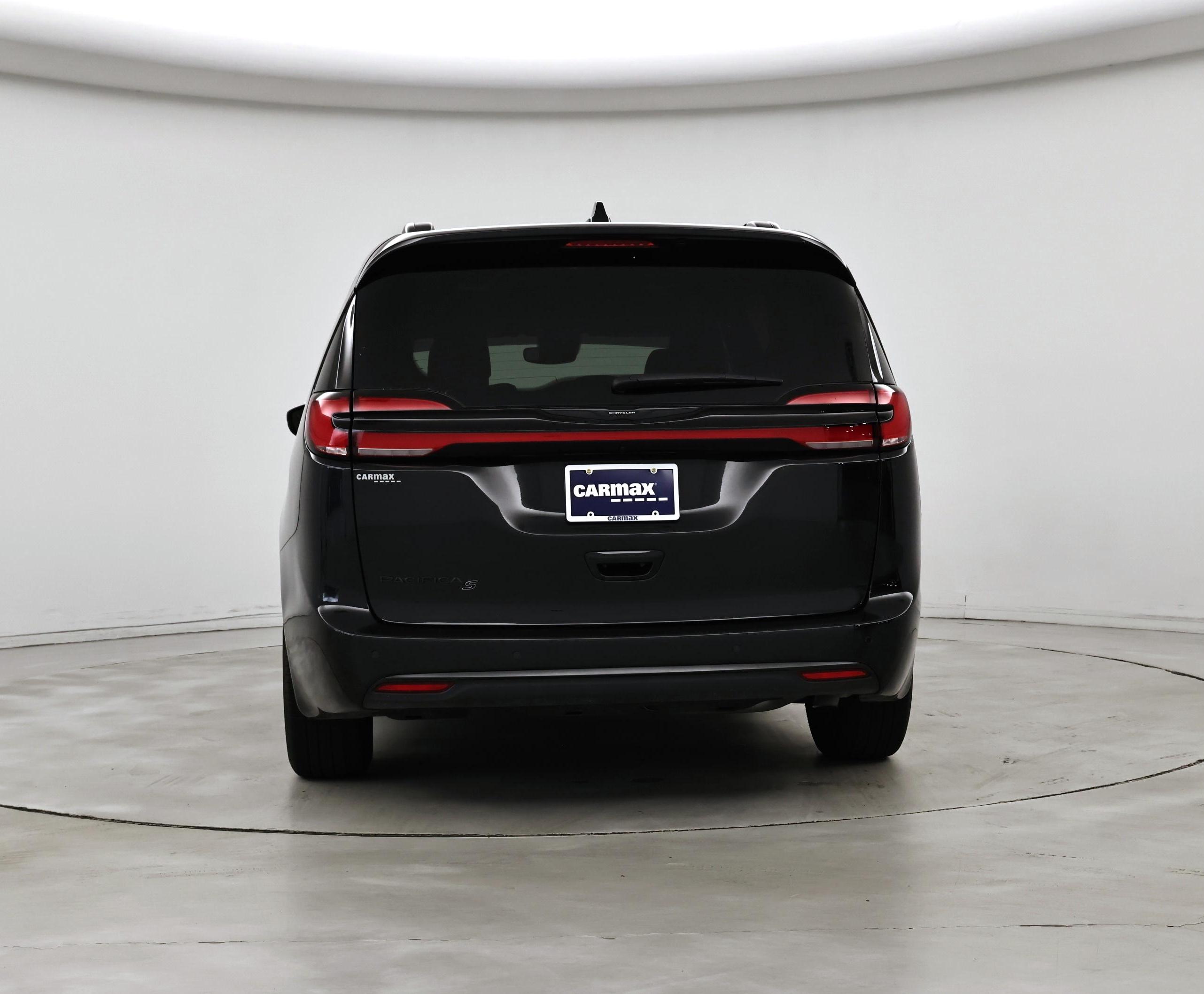 Thumbnail: 2022 Chrysler Pacifica - 6