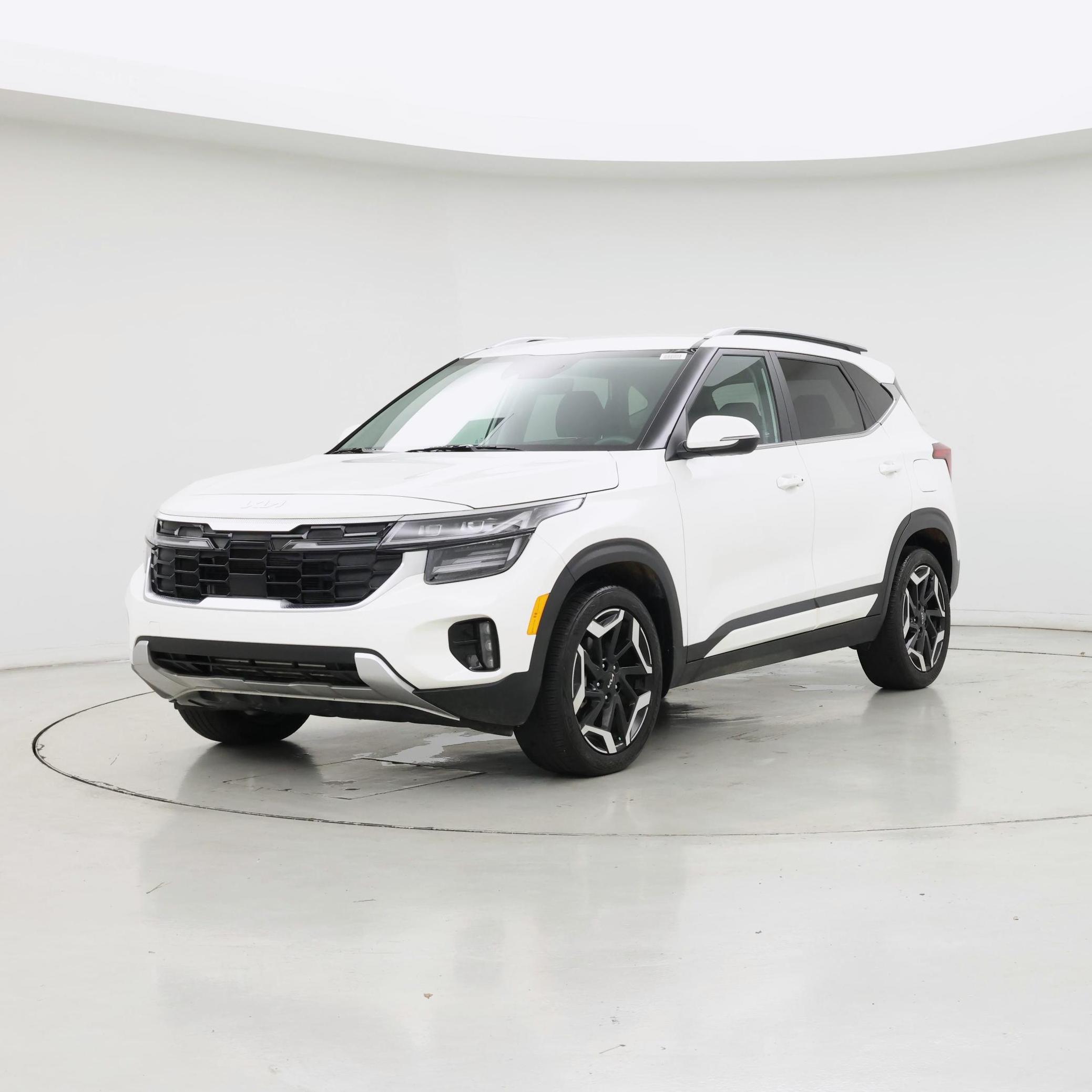 Thumbnail: 2024 Kia Seltos - 4
