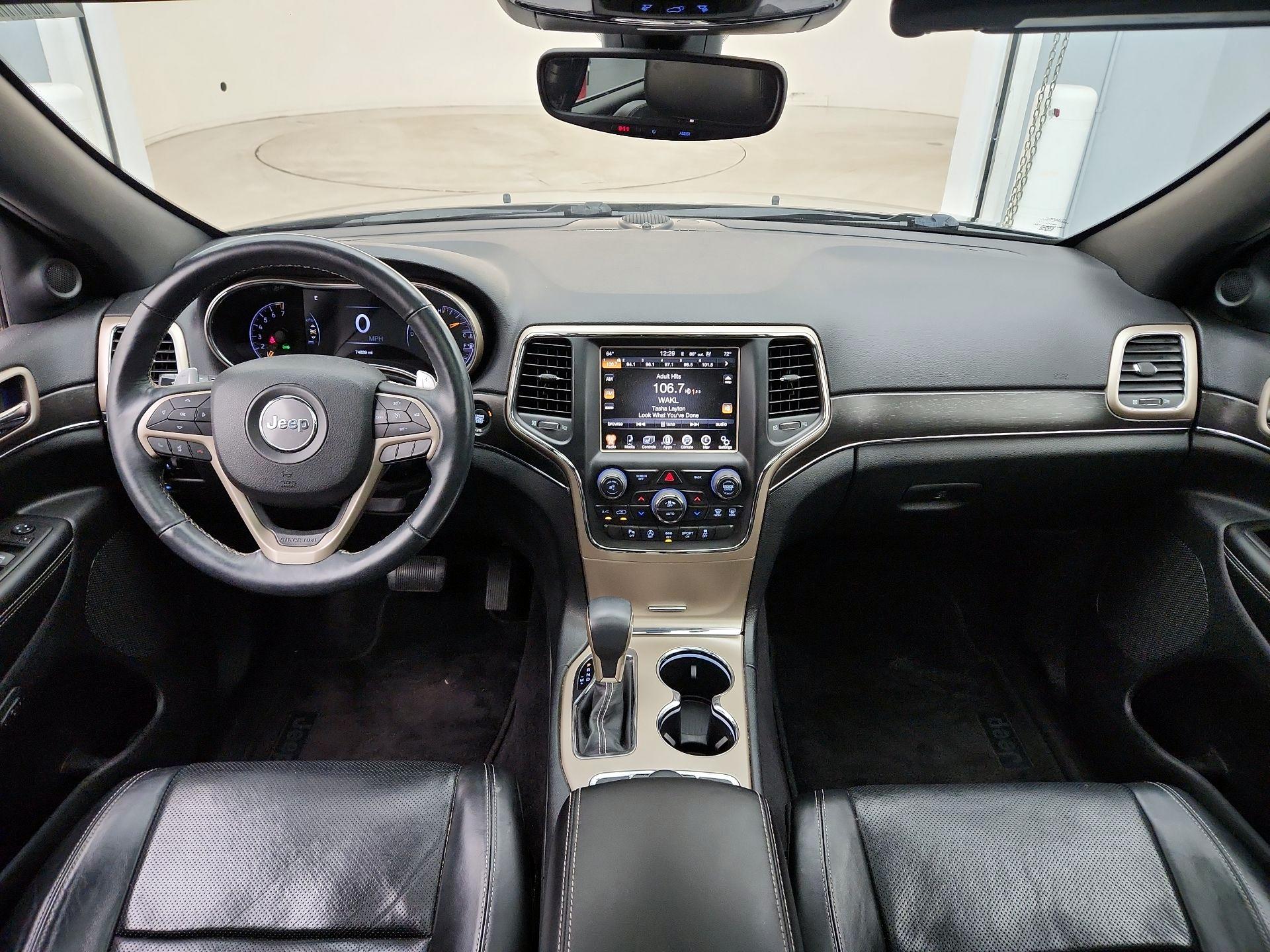 Thumbnail: 2017 Jeep Grand Cherokee - 9