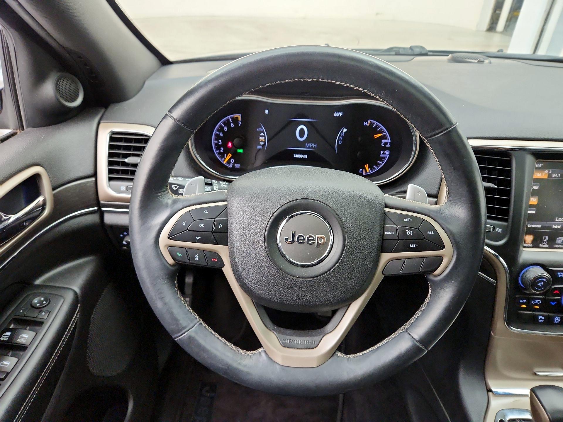 Thumbnail: 2017 Jeep Grand Cherokee - 10