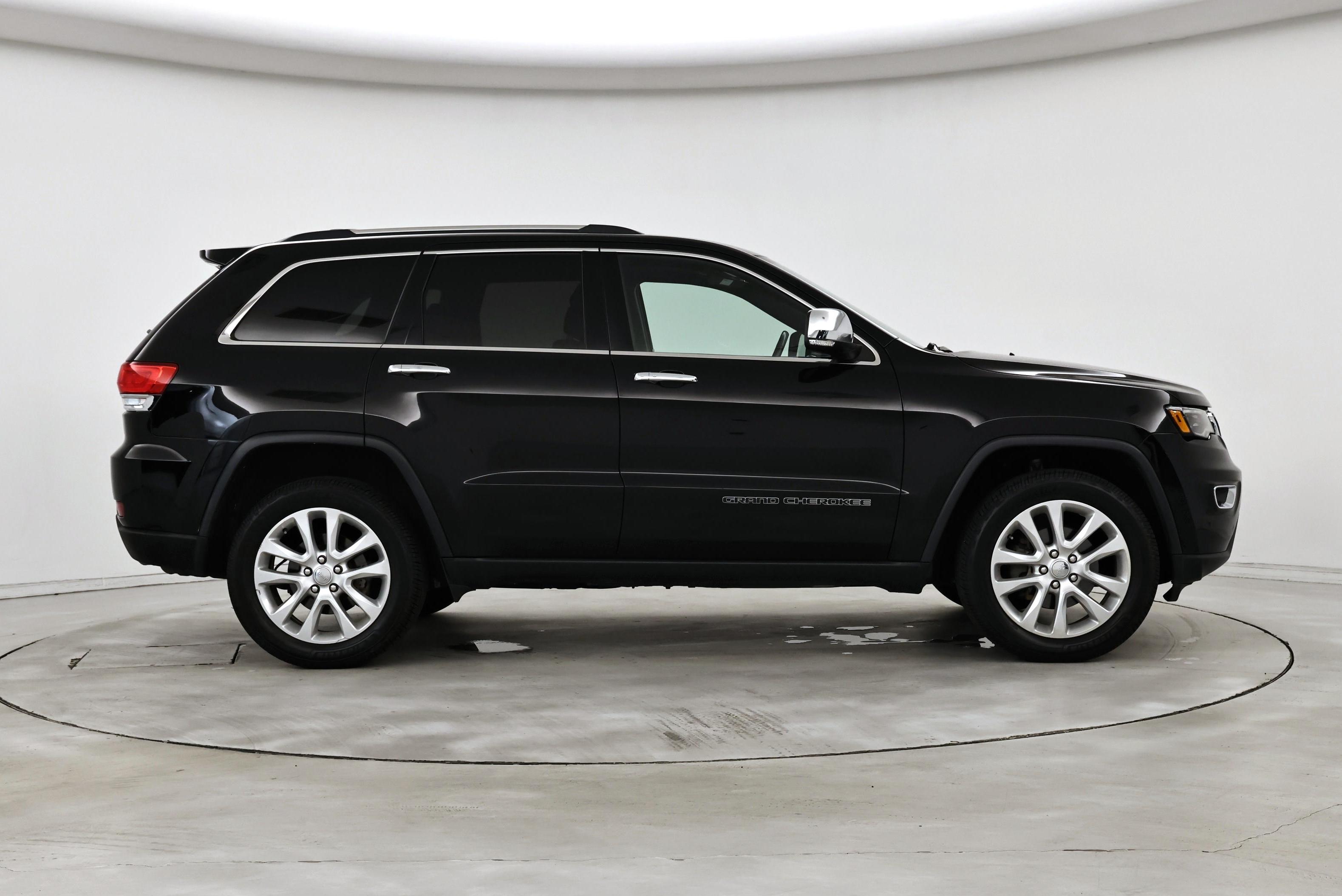 Thumbnail: 2017 Jeep Grand Cherokee - 7