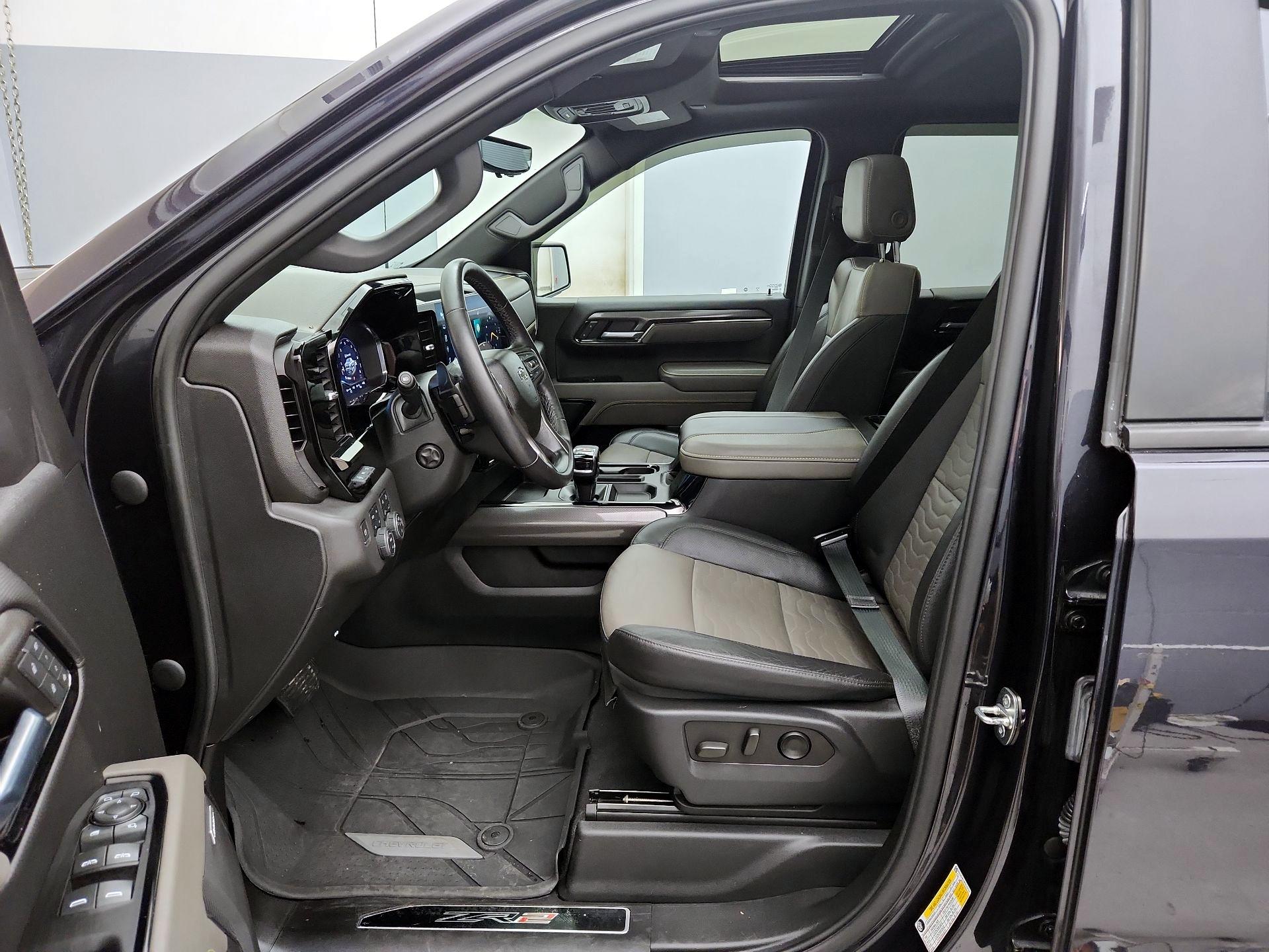 Thumbnail: 2023 Chevrolet Silverado 1500 - 11
