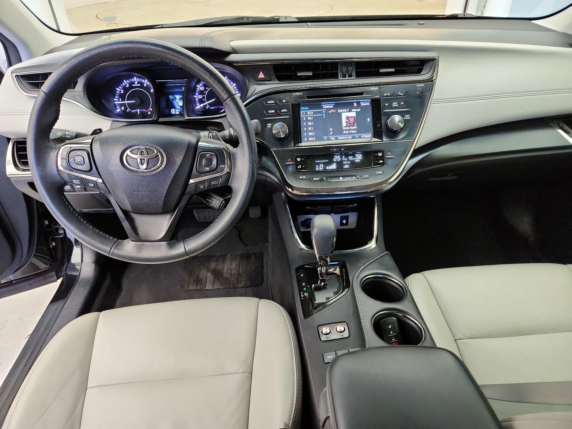 Thumbnail: 2017 Toyota Avalon - 9