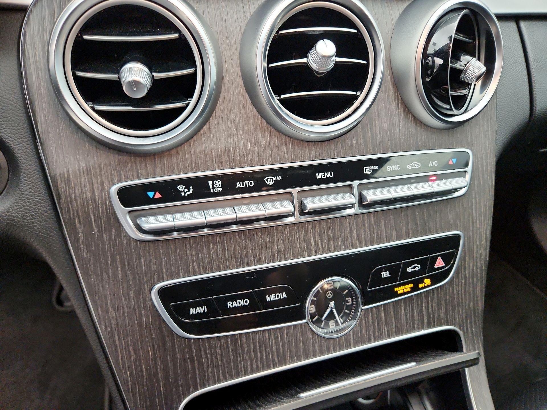 Thumbnail: 2020 Mercedes-Benz C-Class - 16