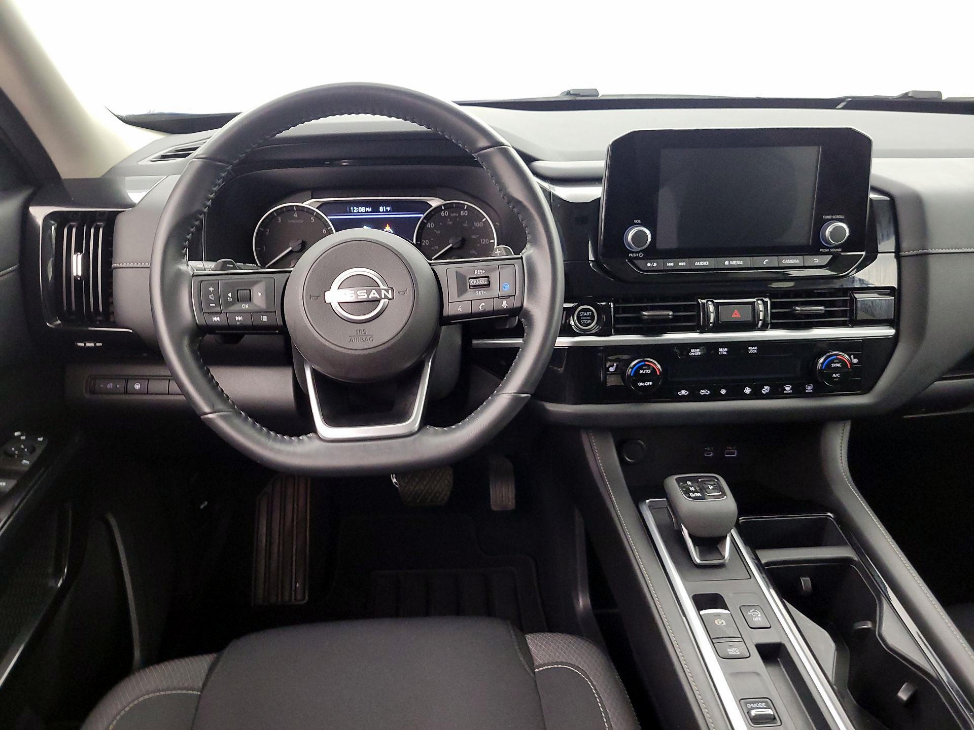 Thumbnail: 2022 Nissan Pathfinder - 10