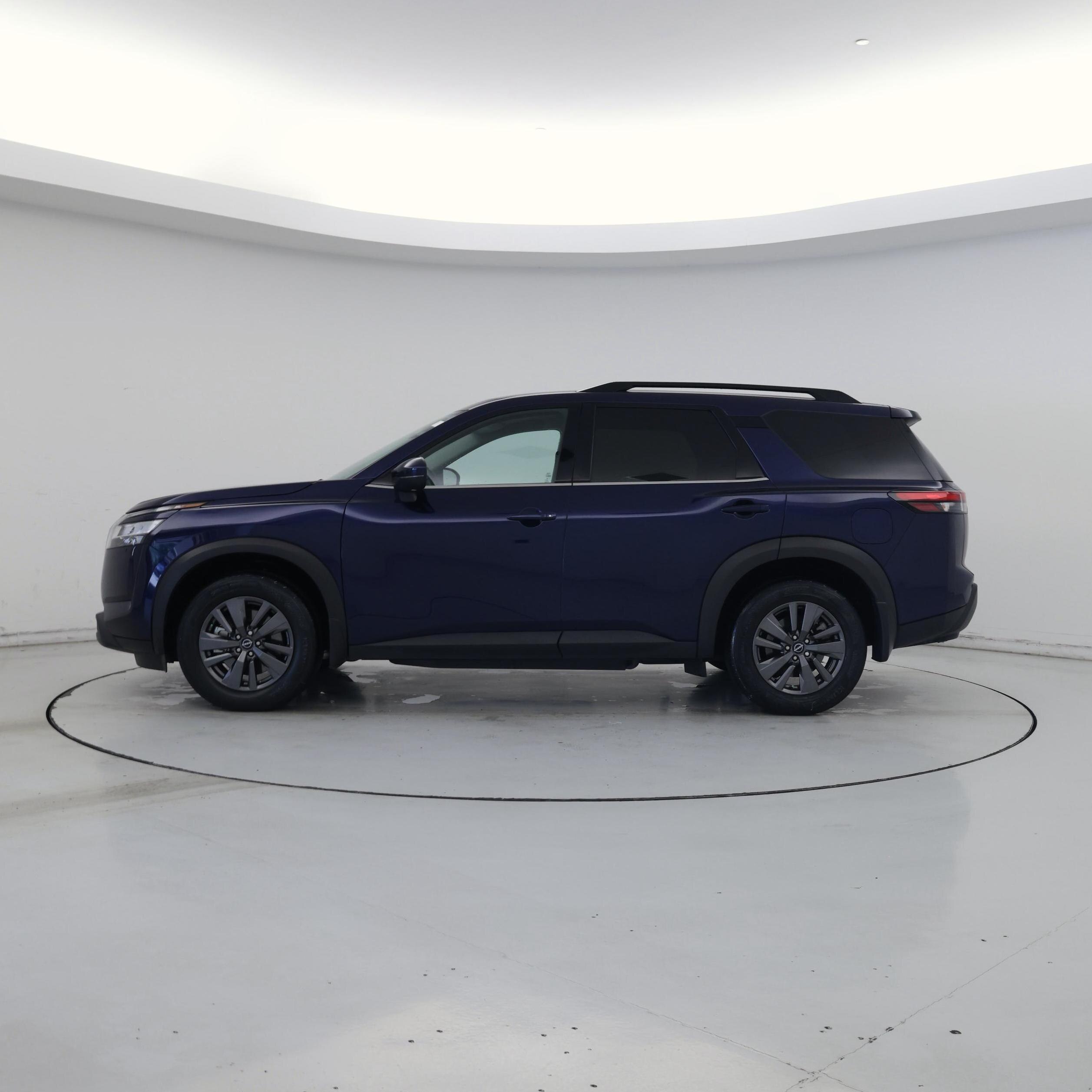 Thumbnail: 2022 Nissan Pathfinder - 3