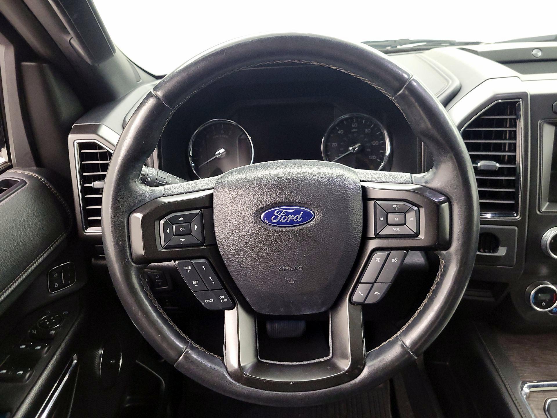 Thumbnail: 2019 Ford Expedition - 10