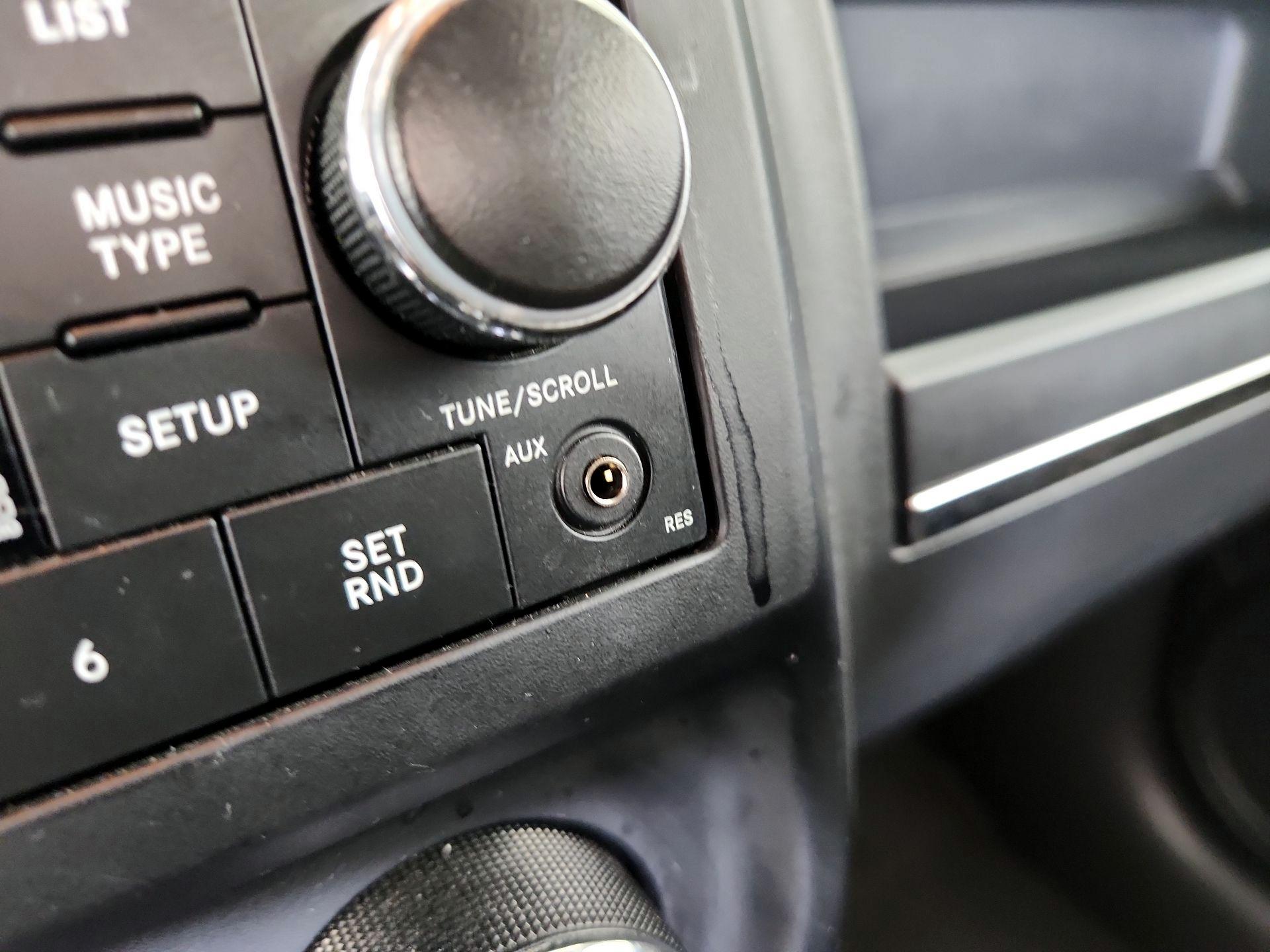 Thumbnail: 2016 Jeep Patriot - 16