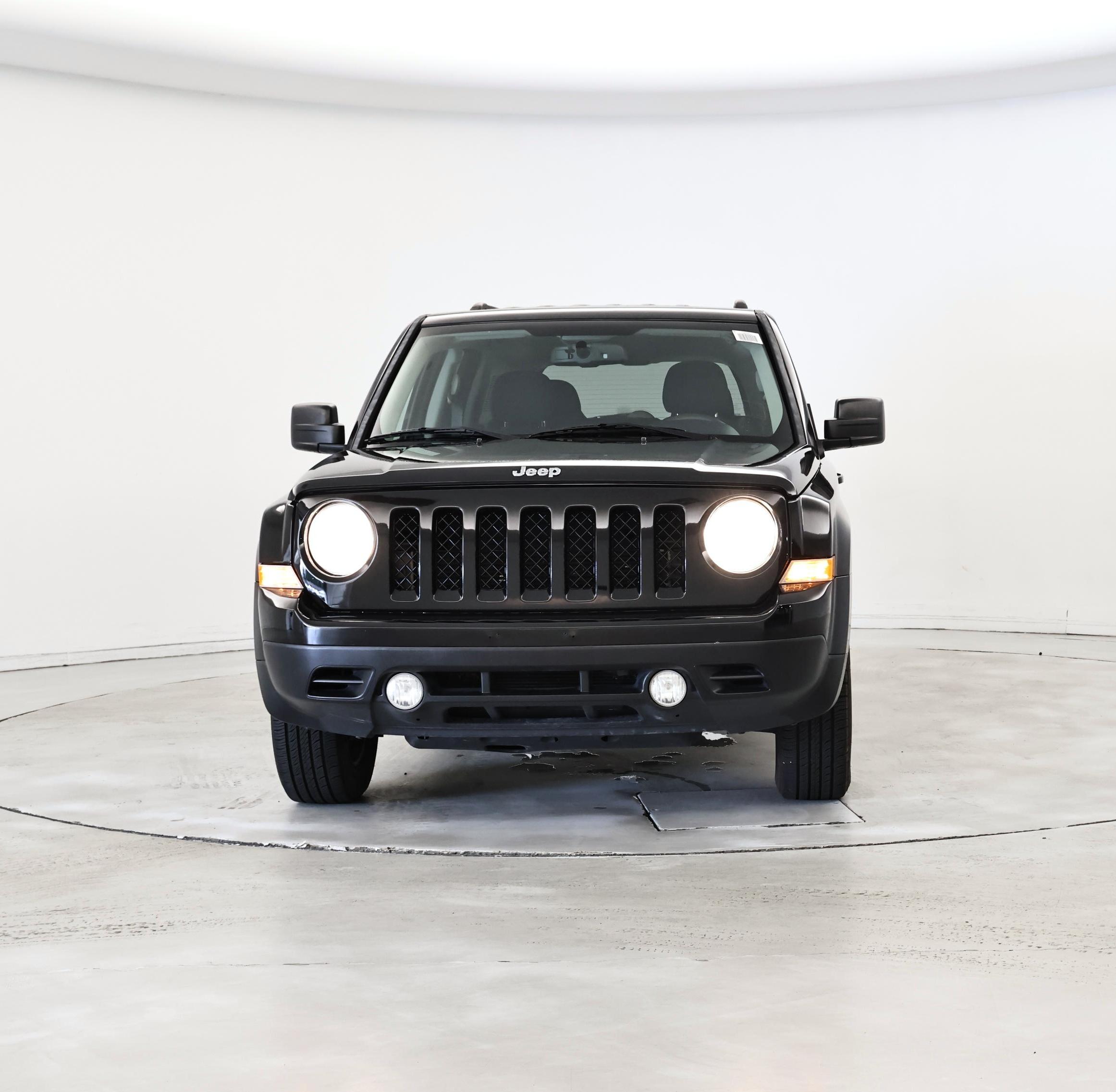 Thumbnail: 2016 Jeep Patriot - 5