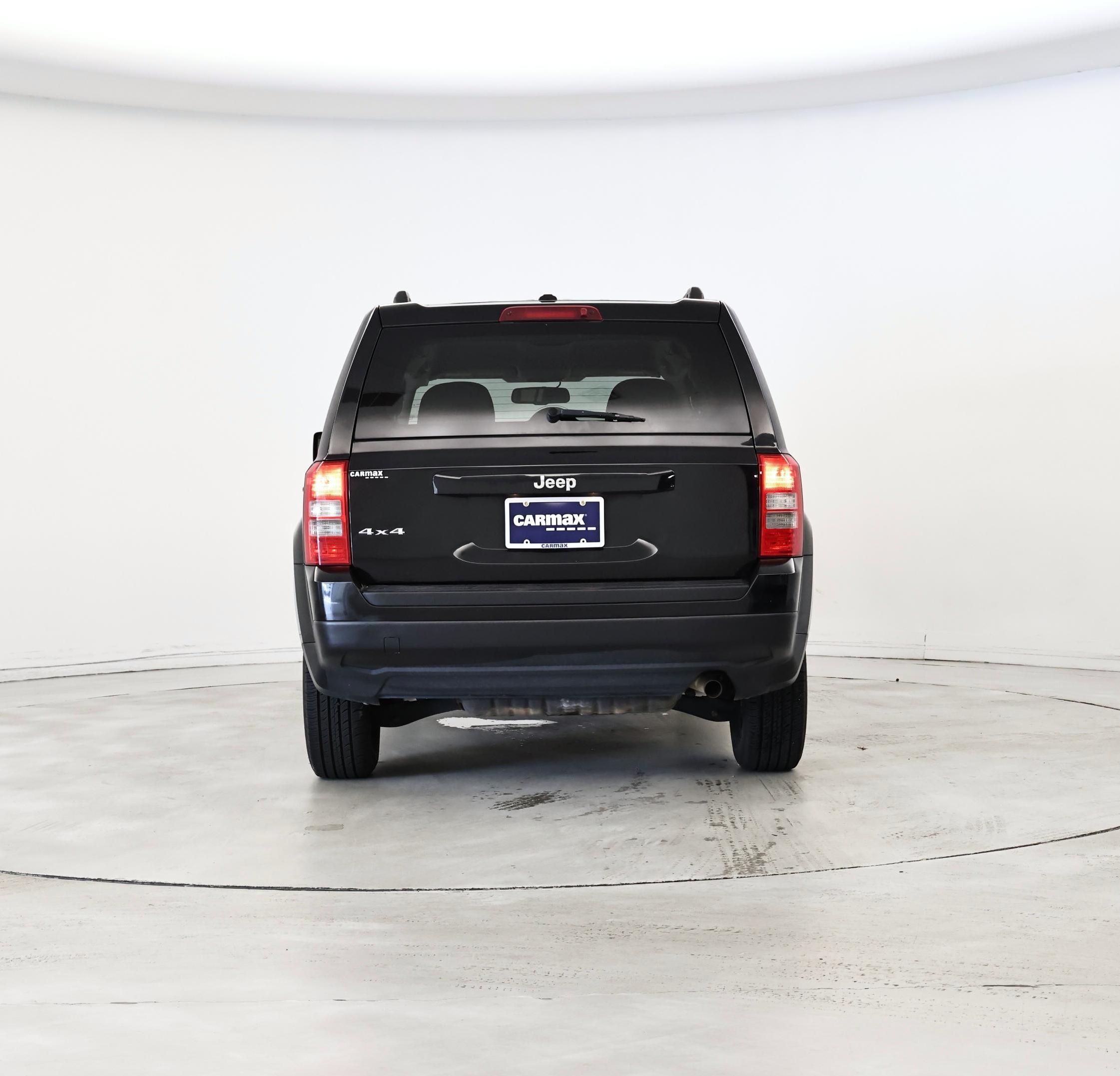 Thumbnail: 2016 Jeep Patriot - 6