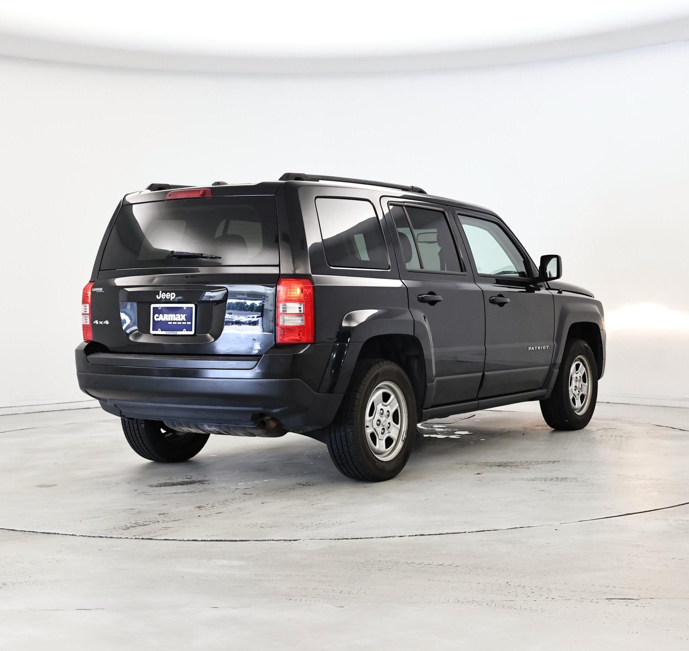 Thumbnail: 2016 Jeep Patriot - 8