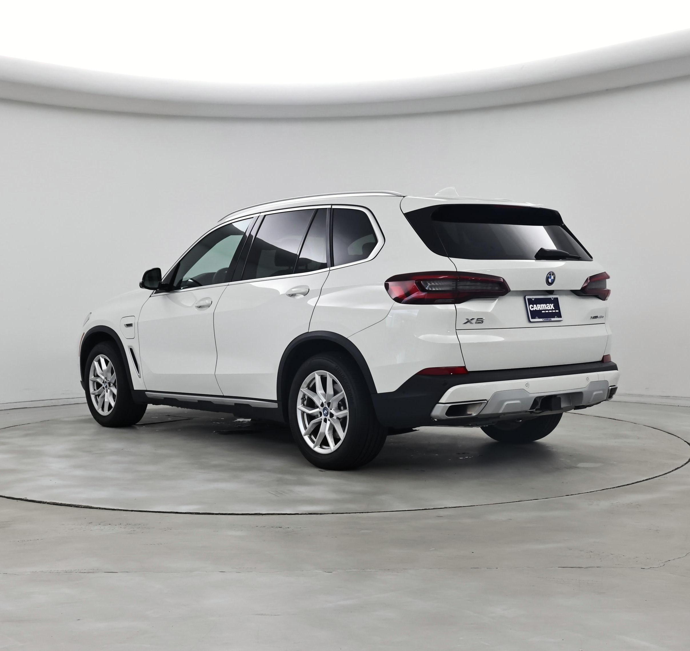 Thumbnail: 2023 BMW X5 - 2