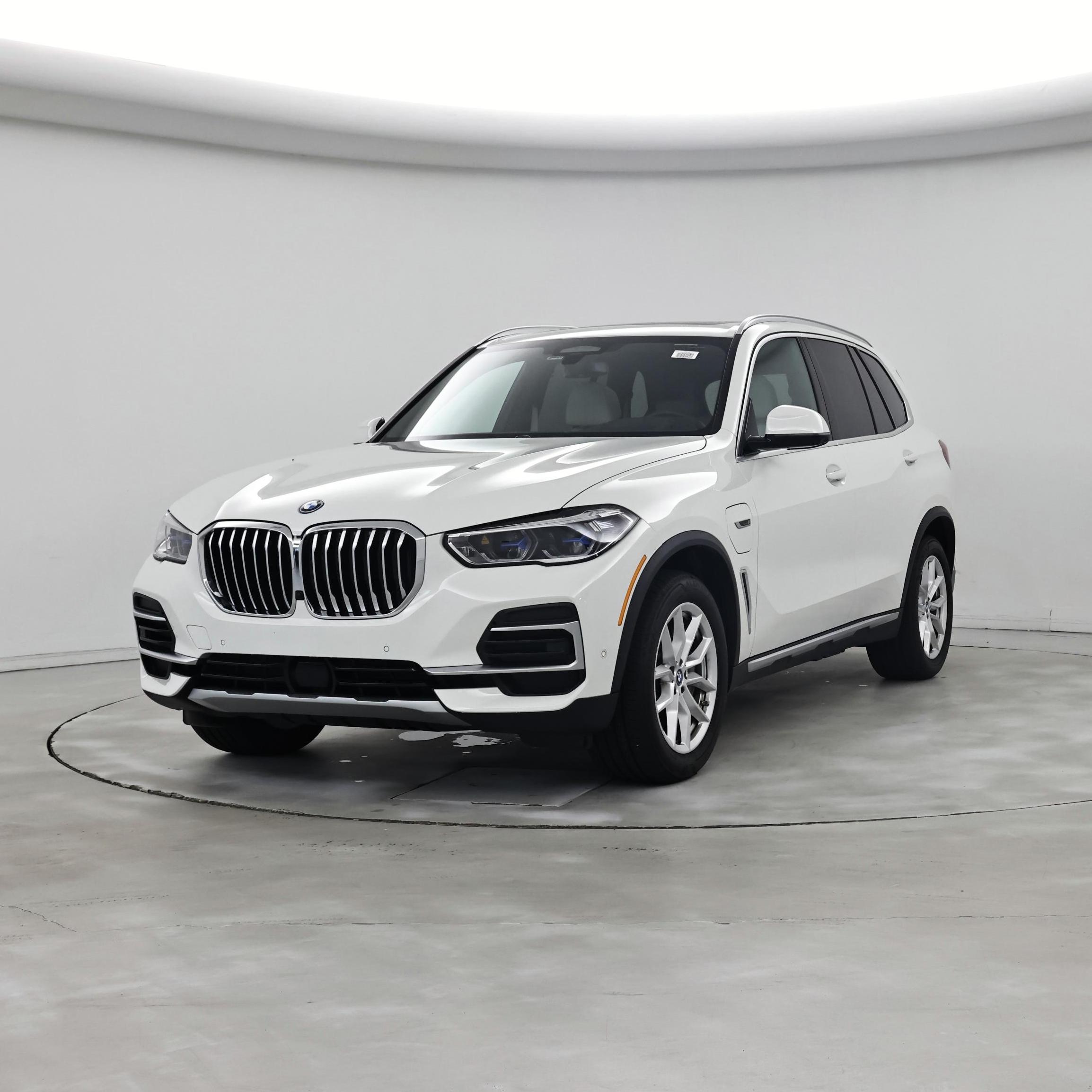 Thumbnail: 2023 BMW X5 - 4