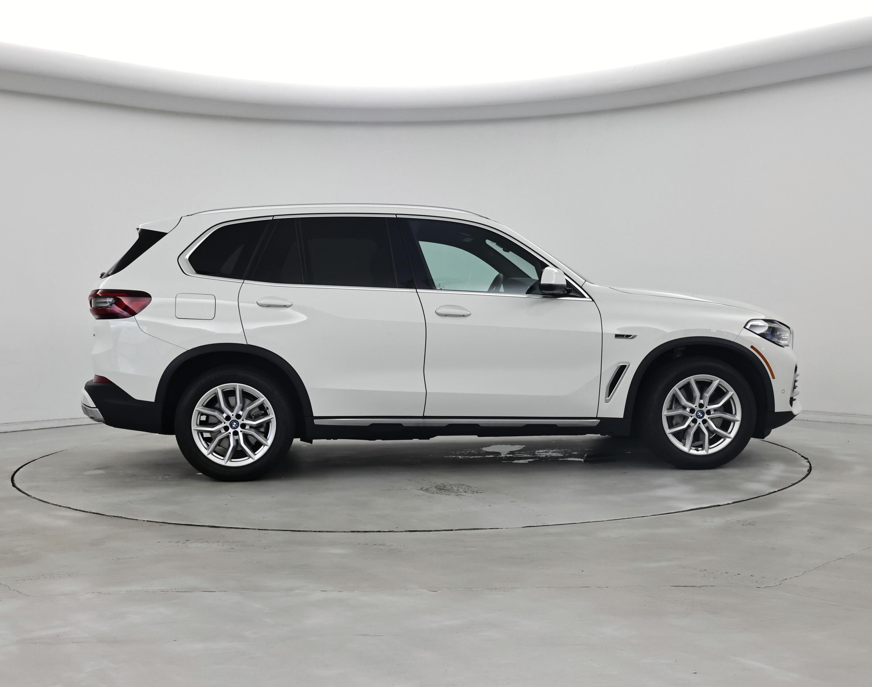 Thumbnail: 2023 BMW X5 - 7