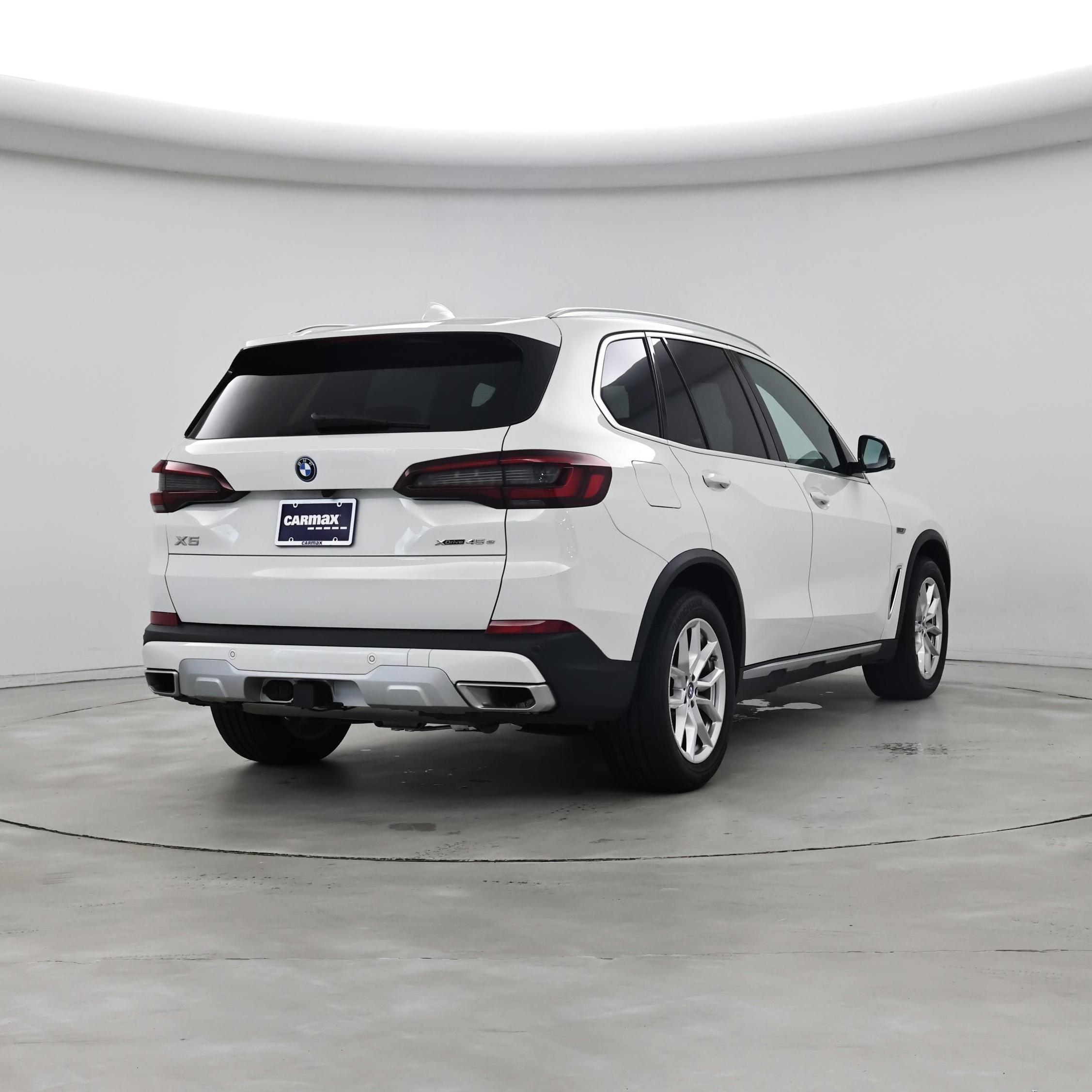 Thumbnail: 2023 BMW X5 - 8