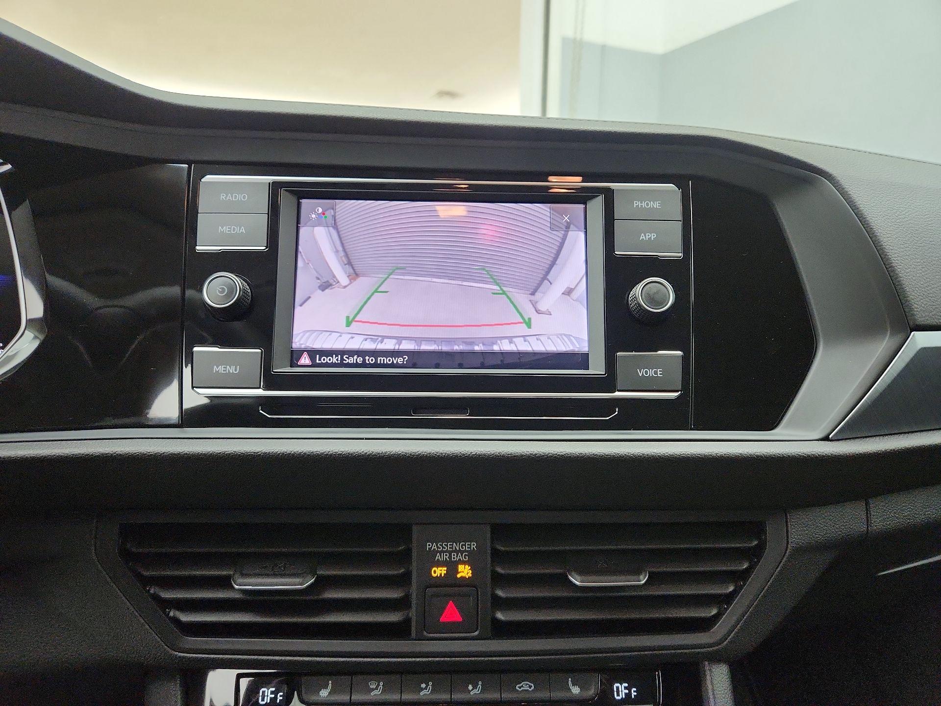 Thumbnail: 2024 Volkswagen Jetta - 14