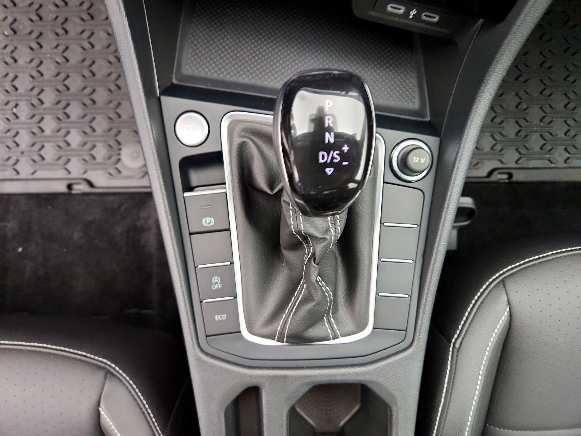 Thumbnail: 2024 Volkswagen Jetta - 17