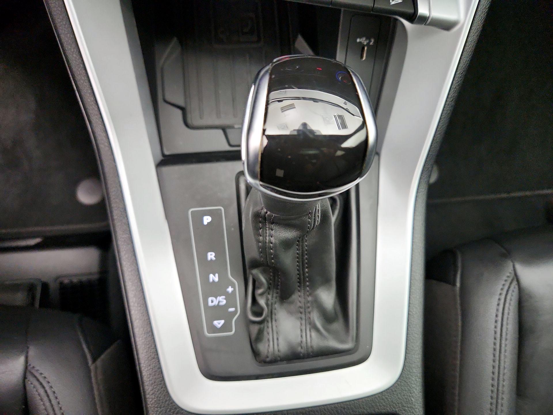 Thumbnail: 2019 Audi Q3 - 18
