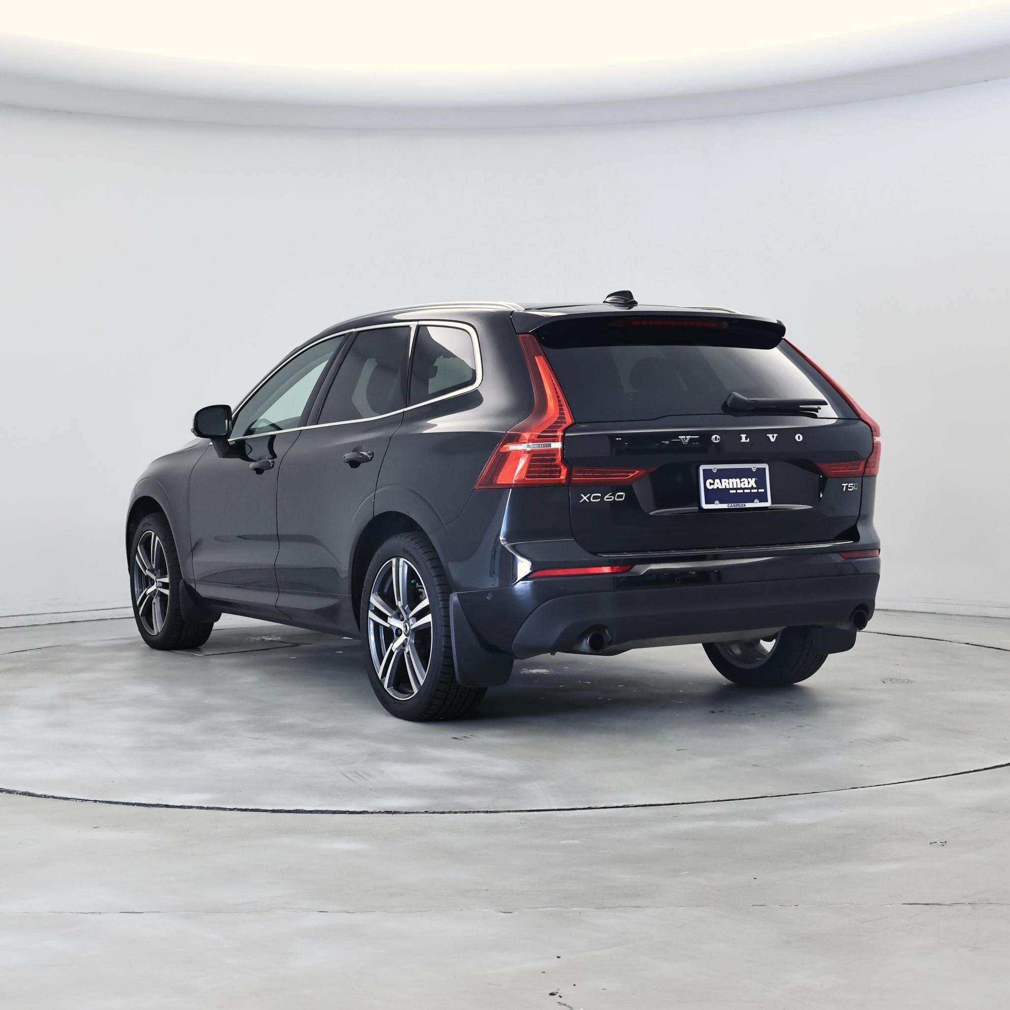 Thumbnail: 2019 Volvo XC60 - 2