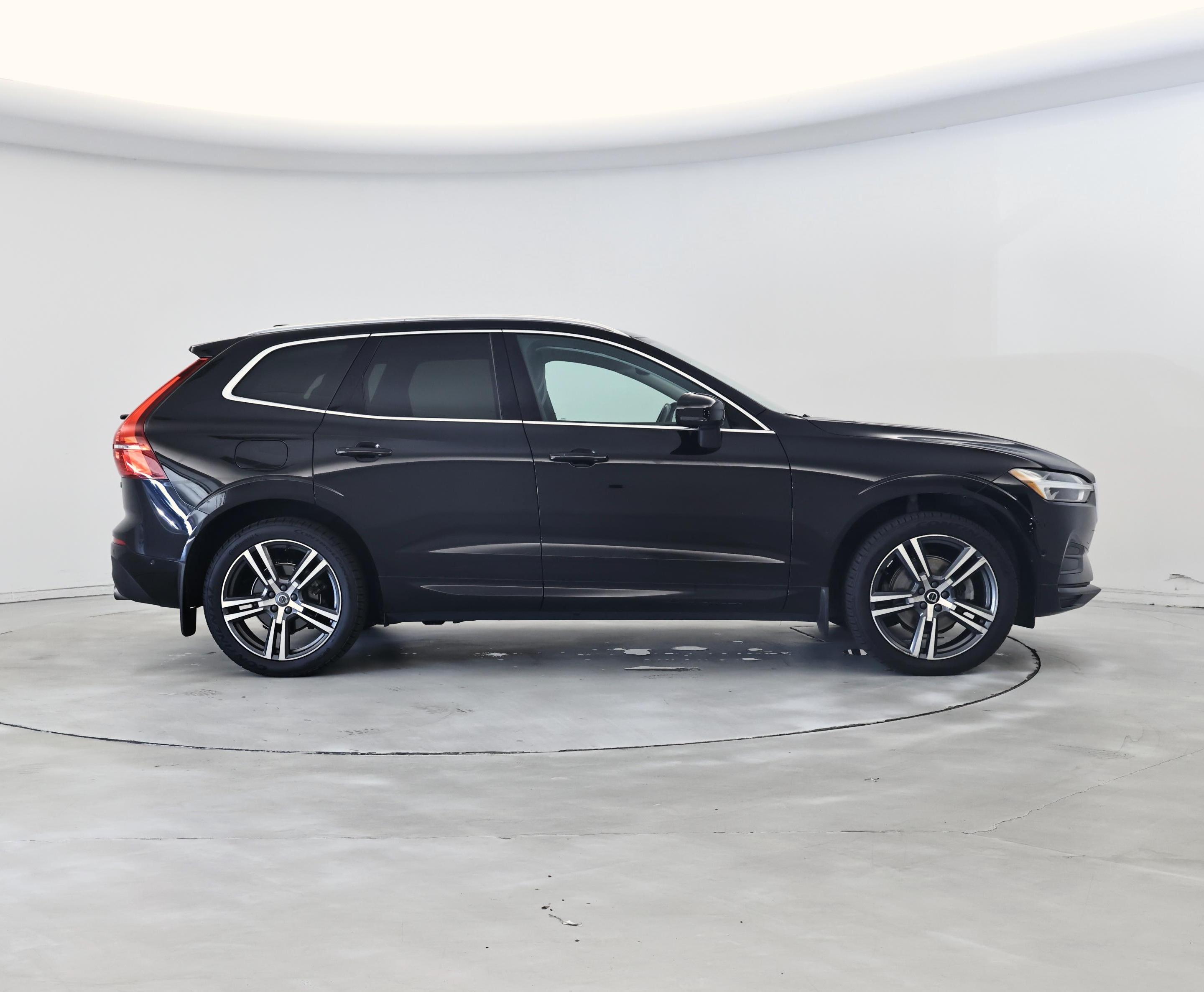 Thumbnail: 2019 Volvo XC60 - 7