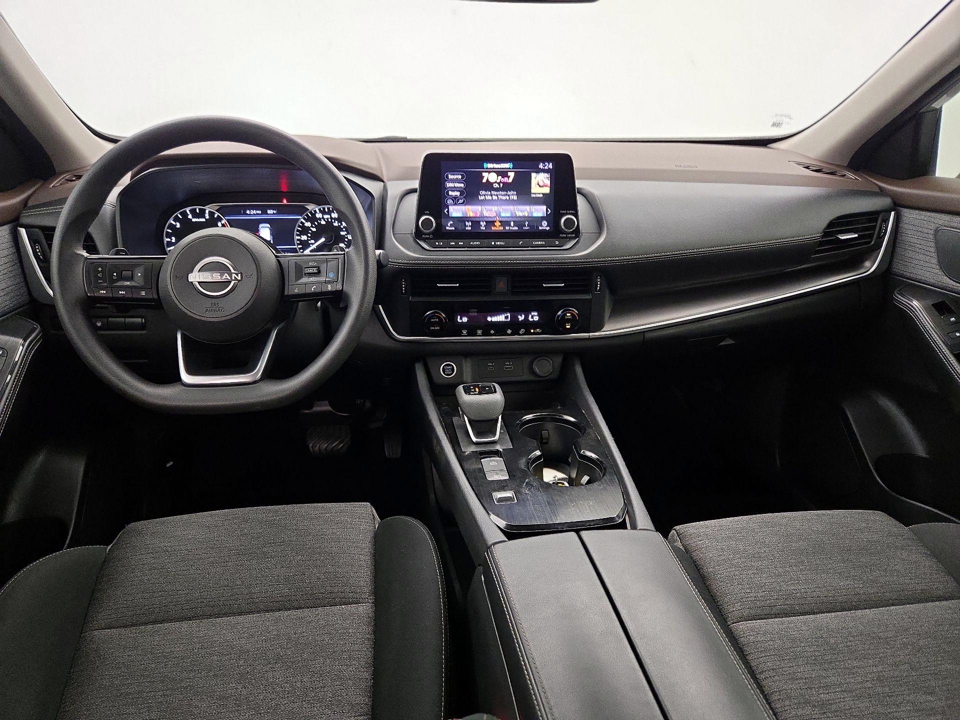Thumbnail: 2023 Nissan Rogue - 9