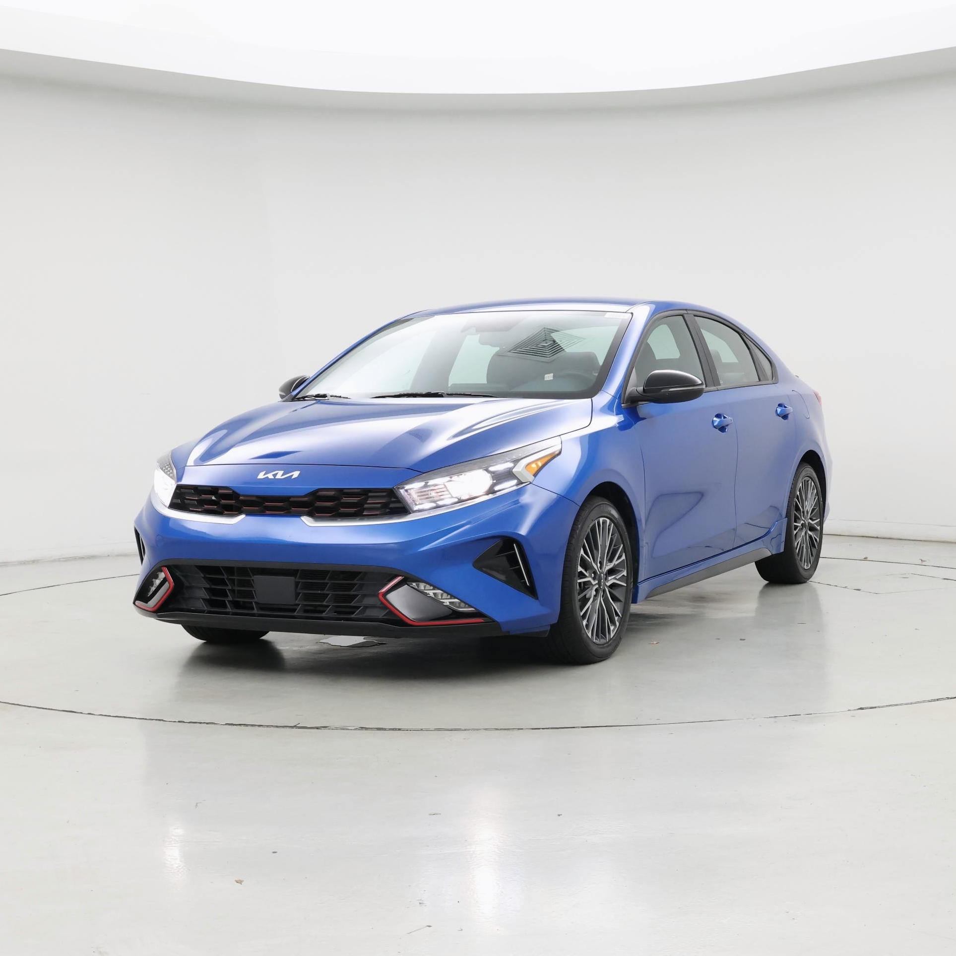 Thumbnail: 2024 Kia Forte - 4