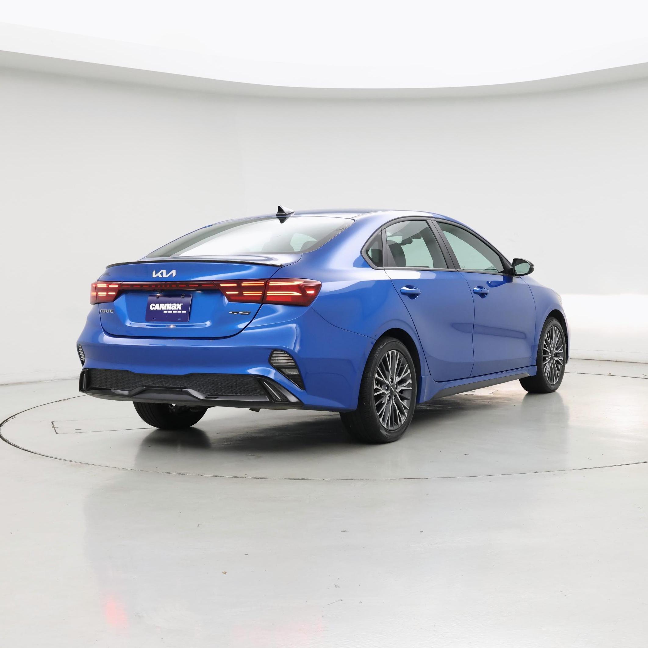 Thumbnail: 2024 Kia Forte - 8