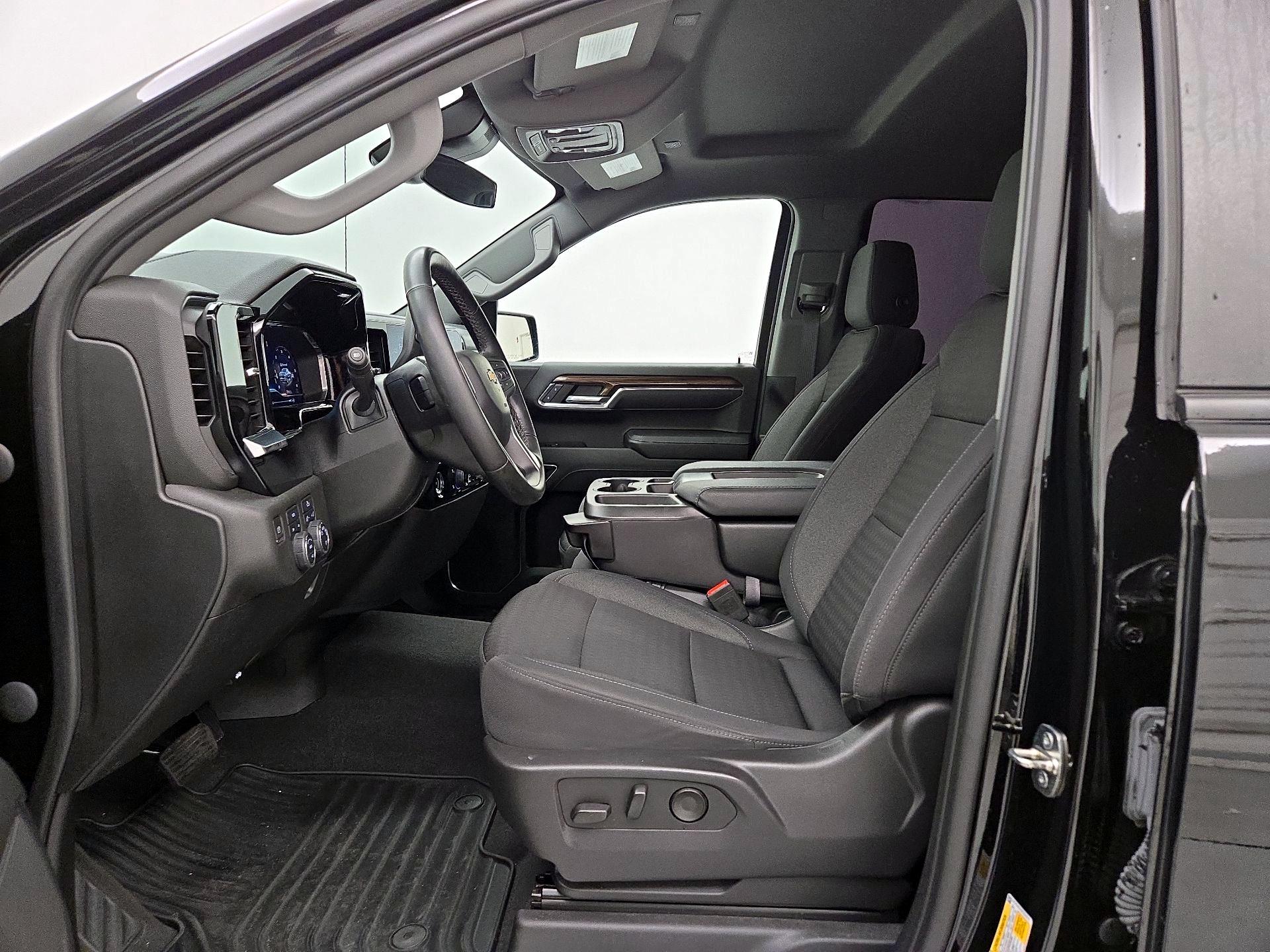 Thumbnail: 2023 Chevrolet Silverado 1500 - 11