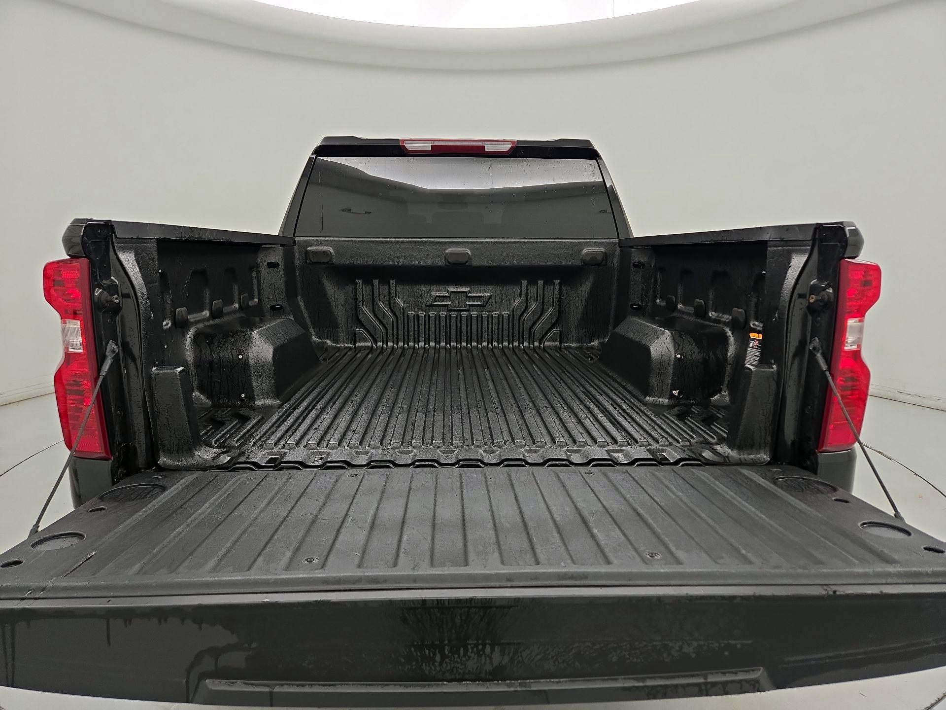 Thumbnail: 2023 Chevrolet Silverado 1500 - 20