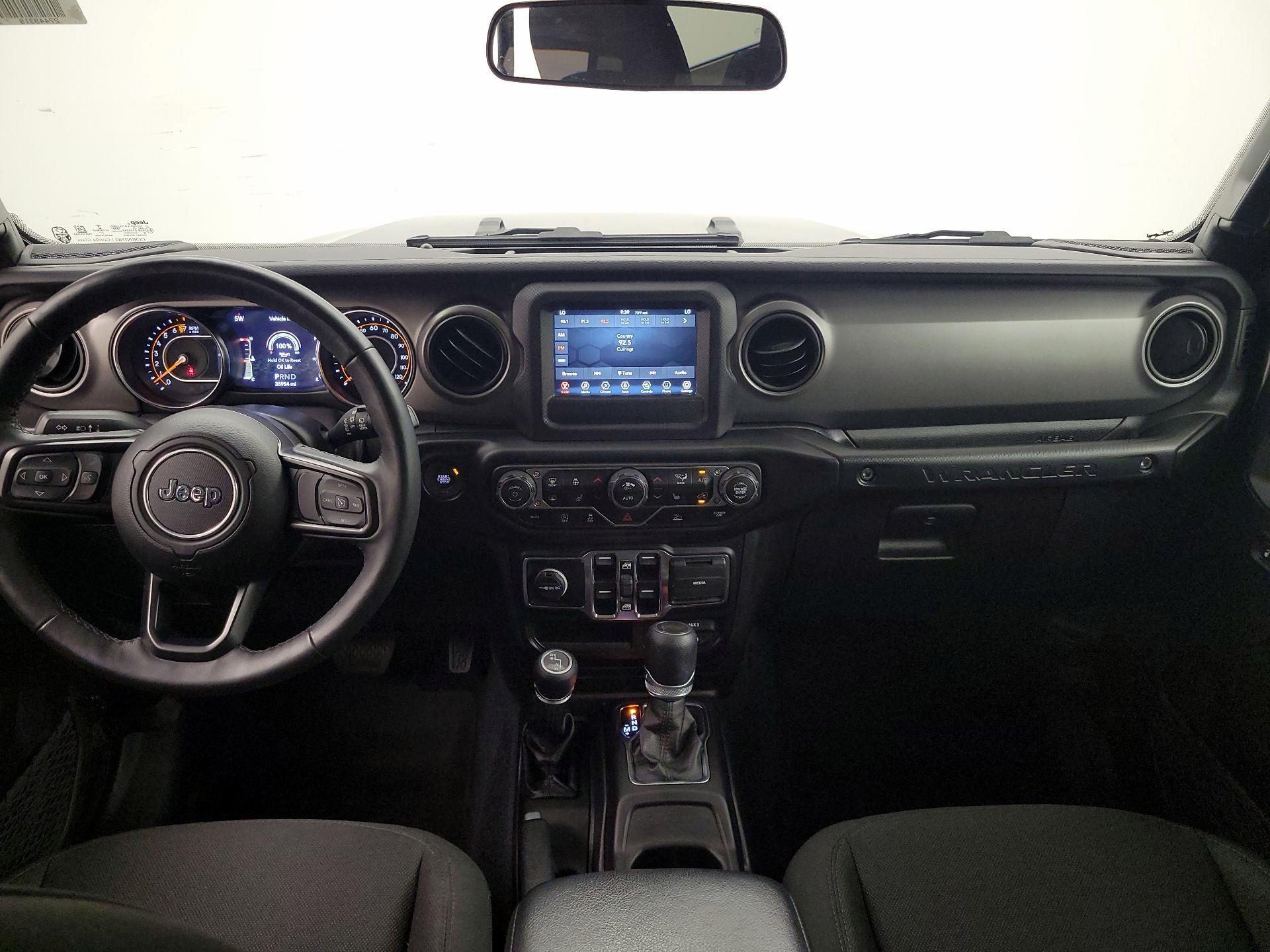 Thumbnail: 2022 Jeep Wrangler - 9