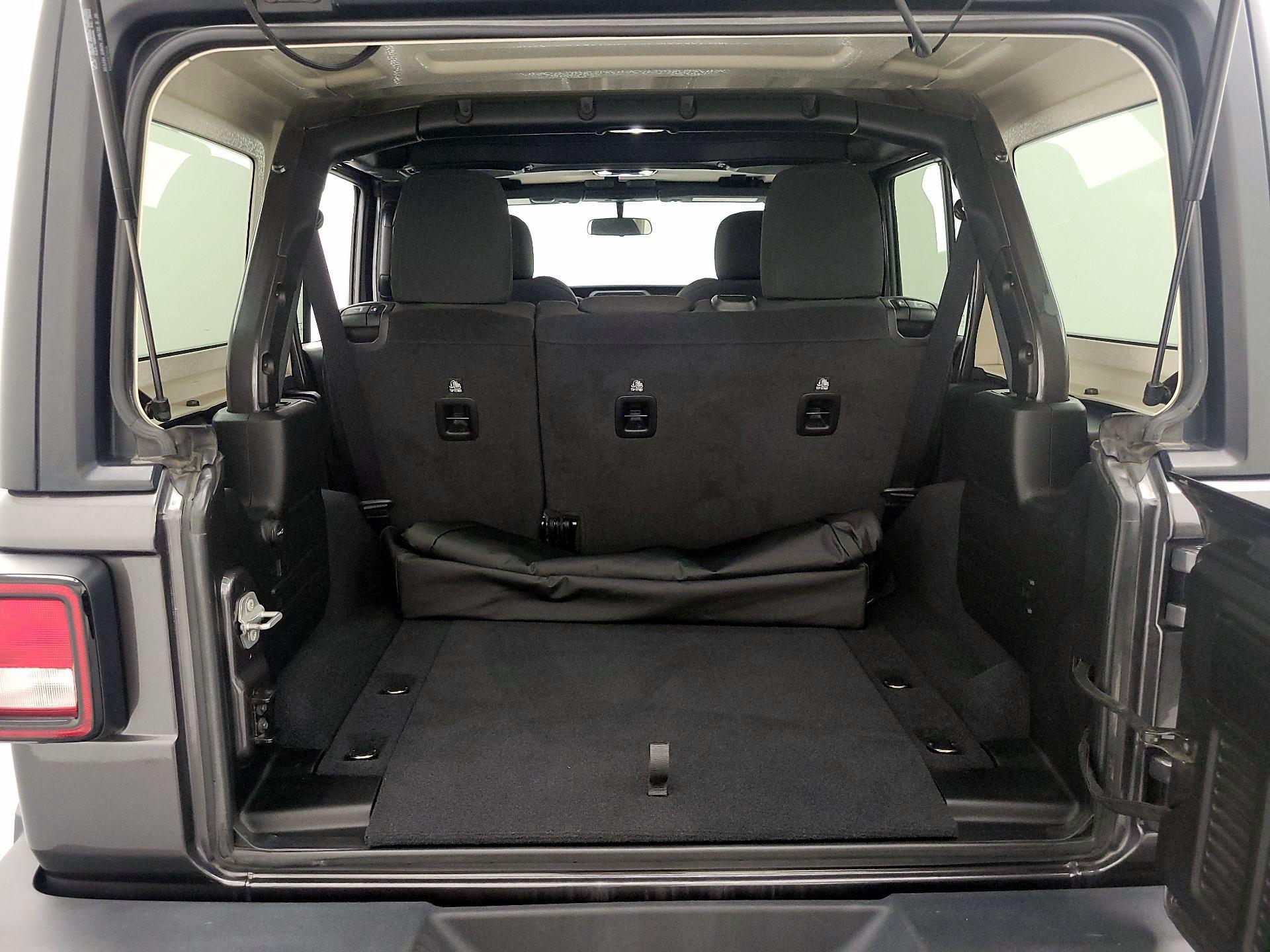Thumbnail: 2022 Jeep Wrangler - 20