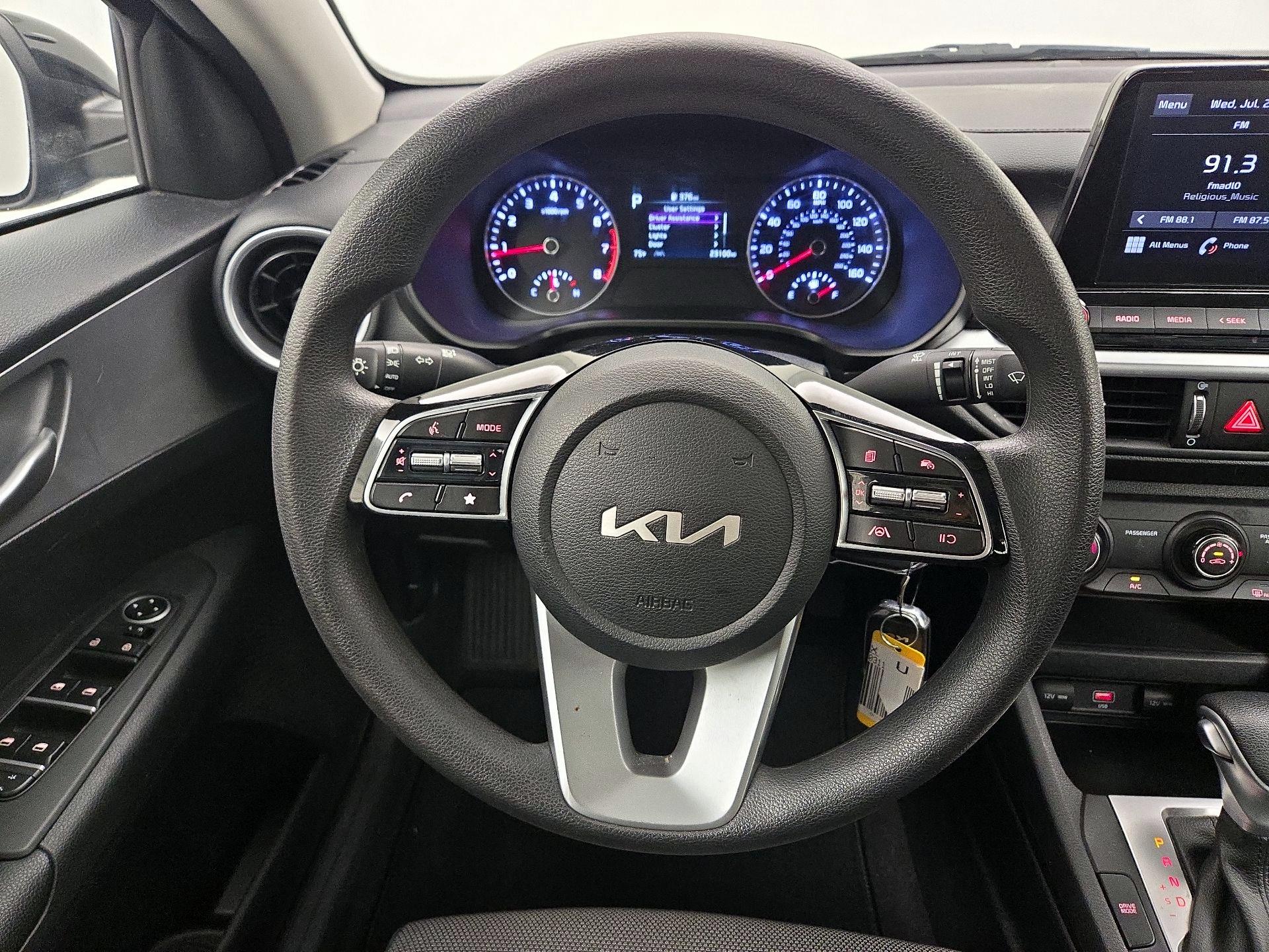 Thumbnail: 2022 Kia Forte - 10