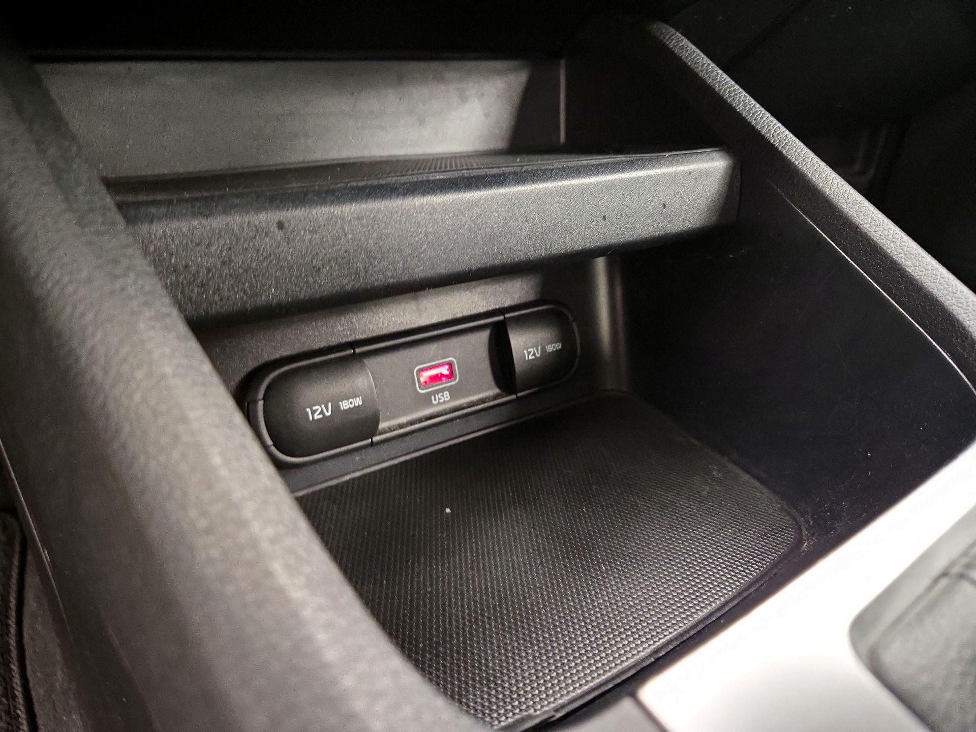 Thumbnail: 2022 Kia Forte - 18