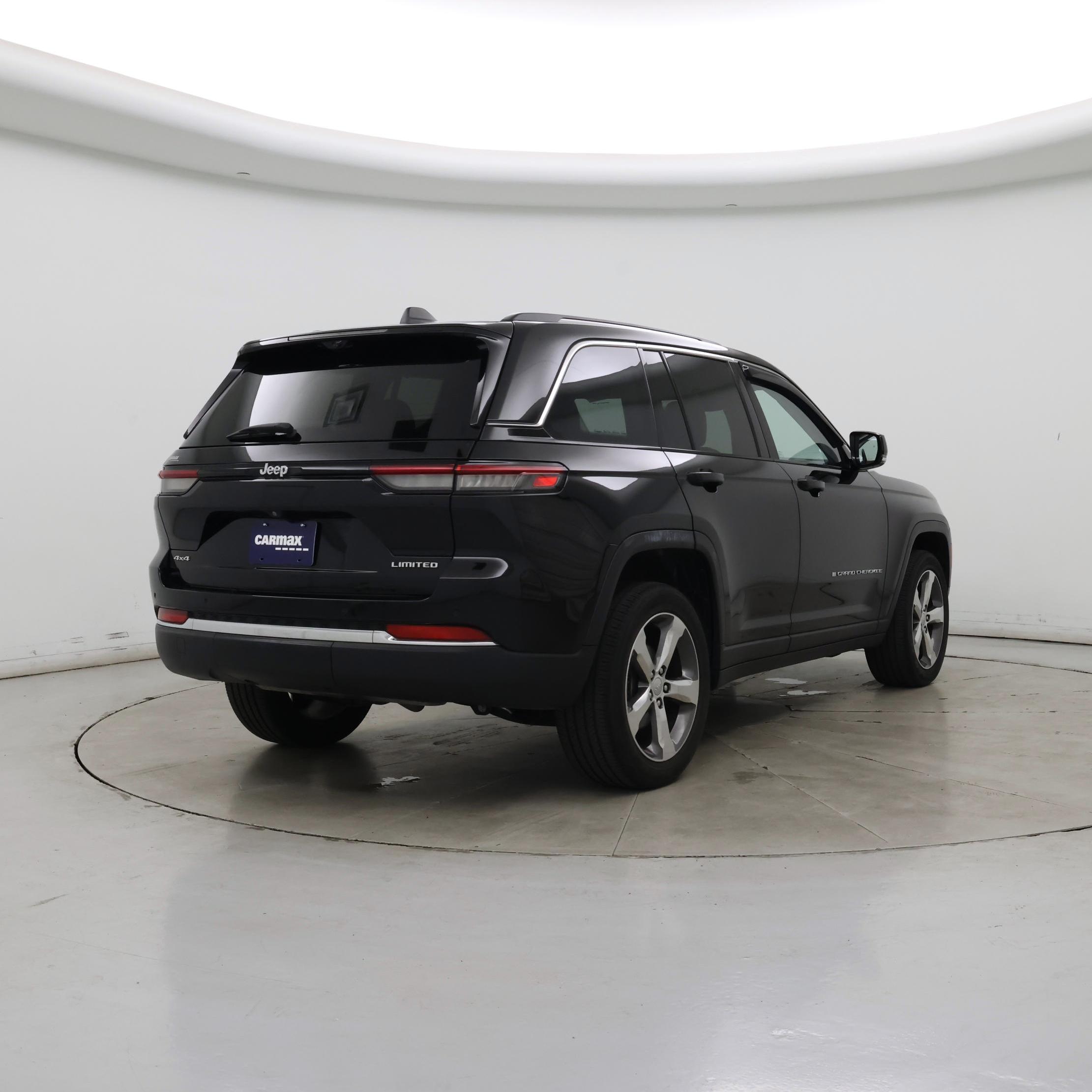 Thumbnail: 2022 Jeep Grand Cherokee - 8
