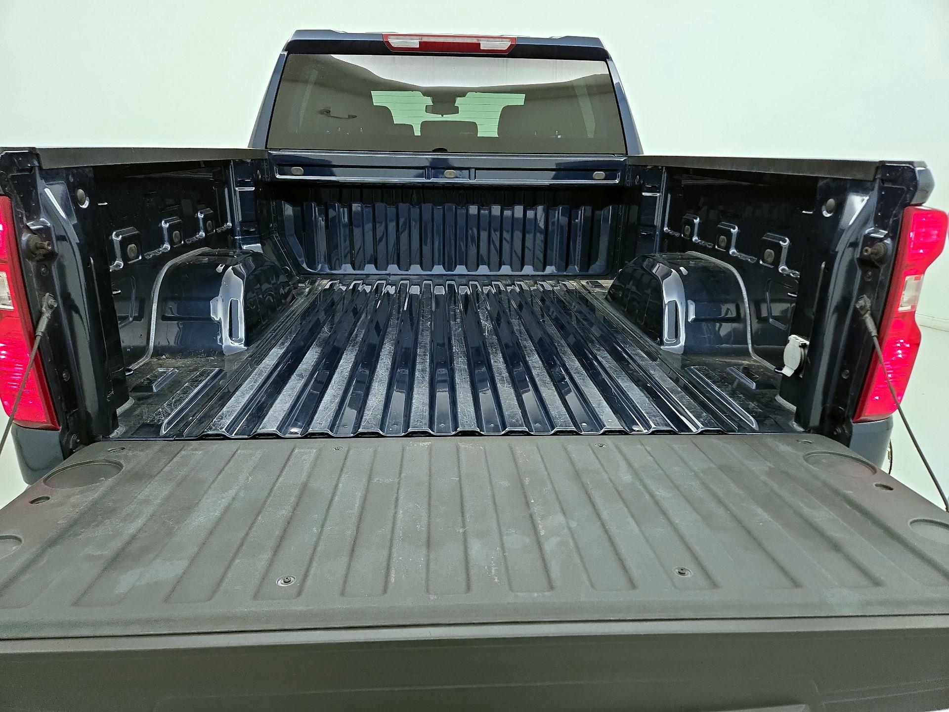 Thumbnail: 2022 Chevrolet Silverado 1500 - 20