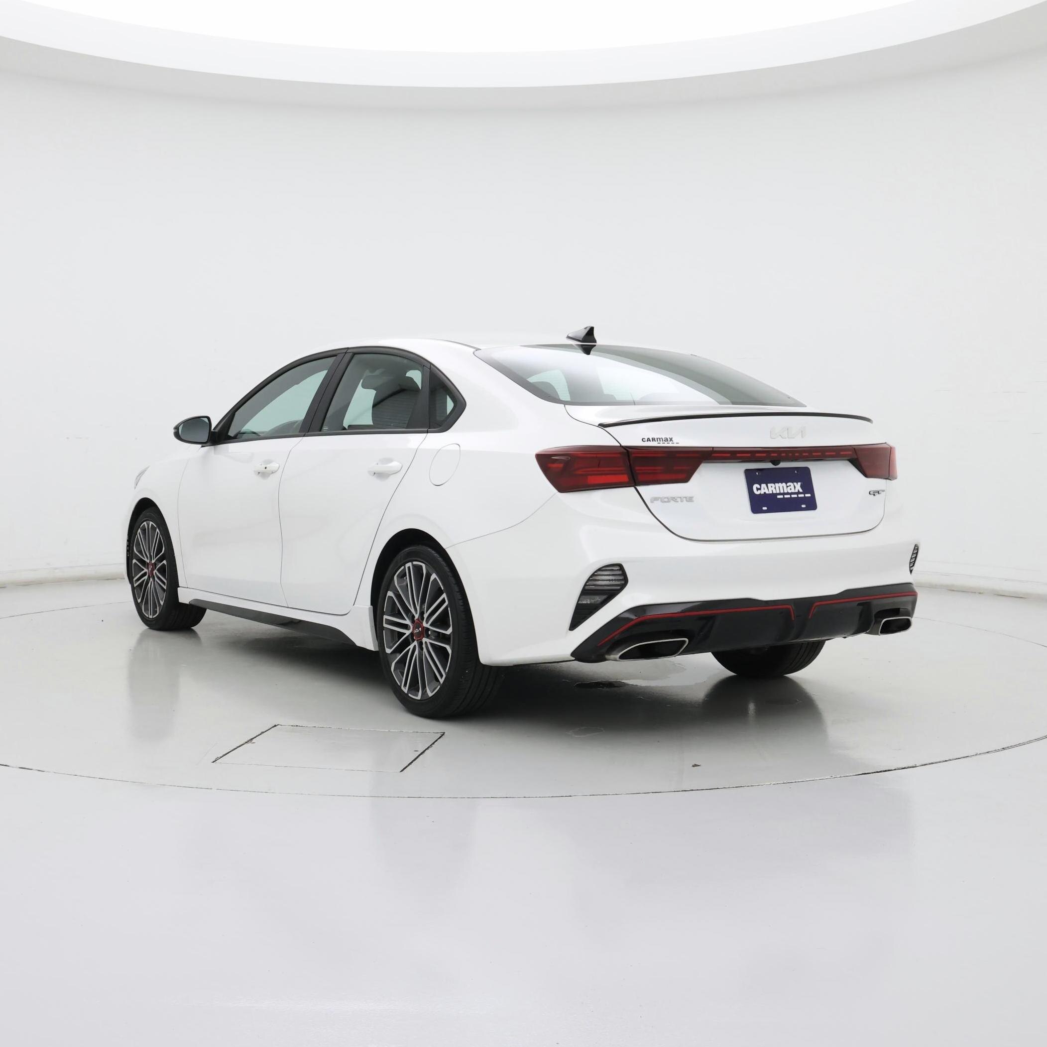 Thumbnail: 2022 Kia Forte - 2