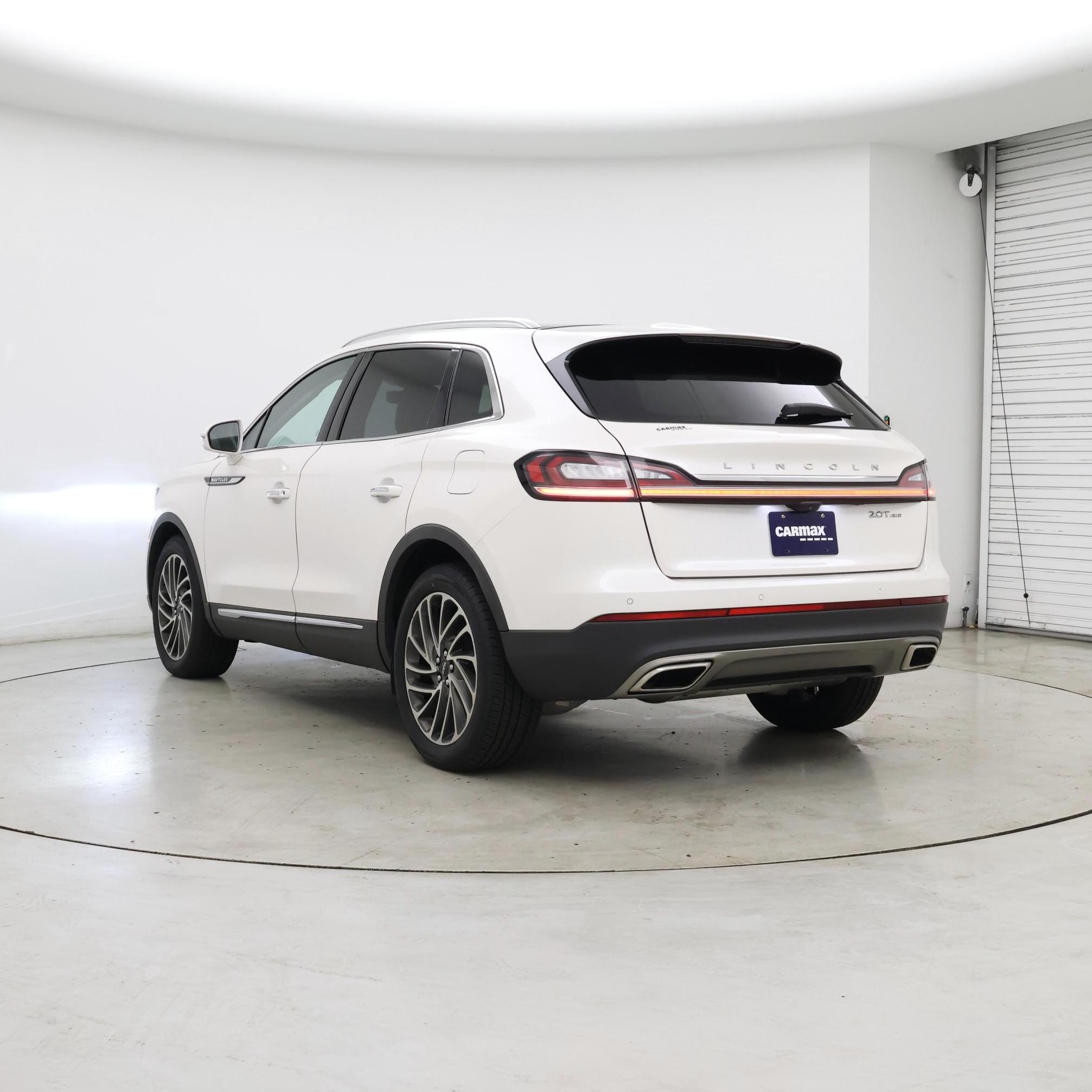 Thumbnail: 2019 Lincoln Nautilus - 2