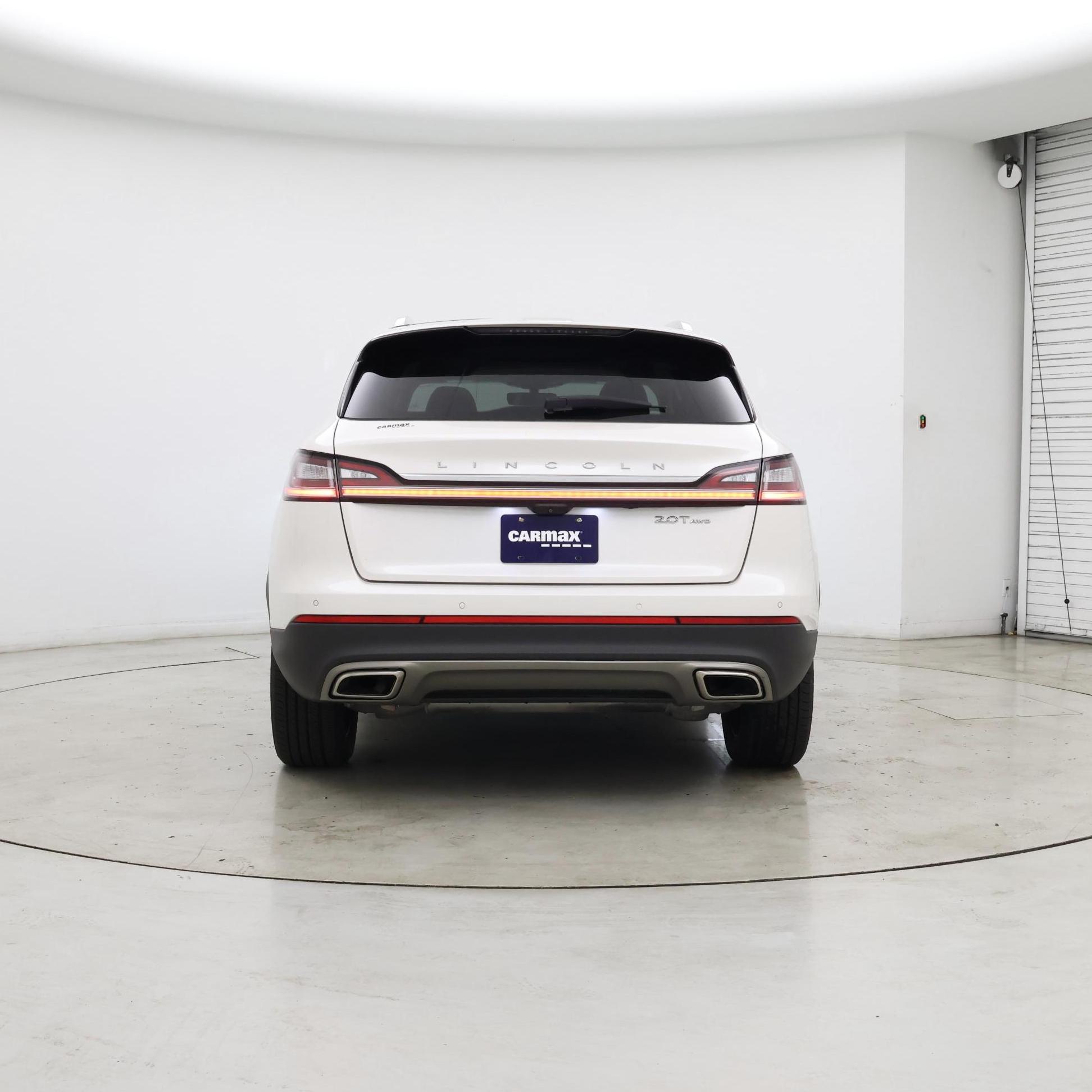 Thumbnail: 2019 Lincoln Nautilus - 6