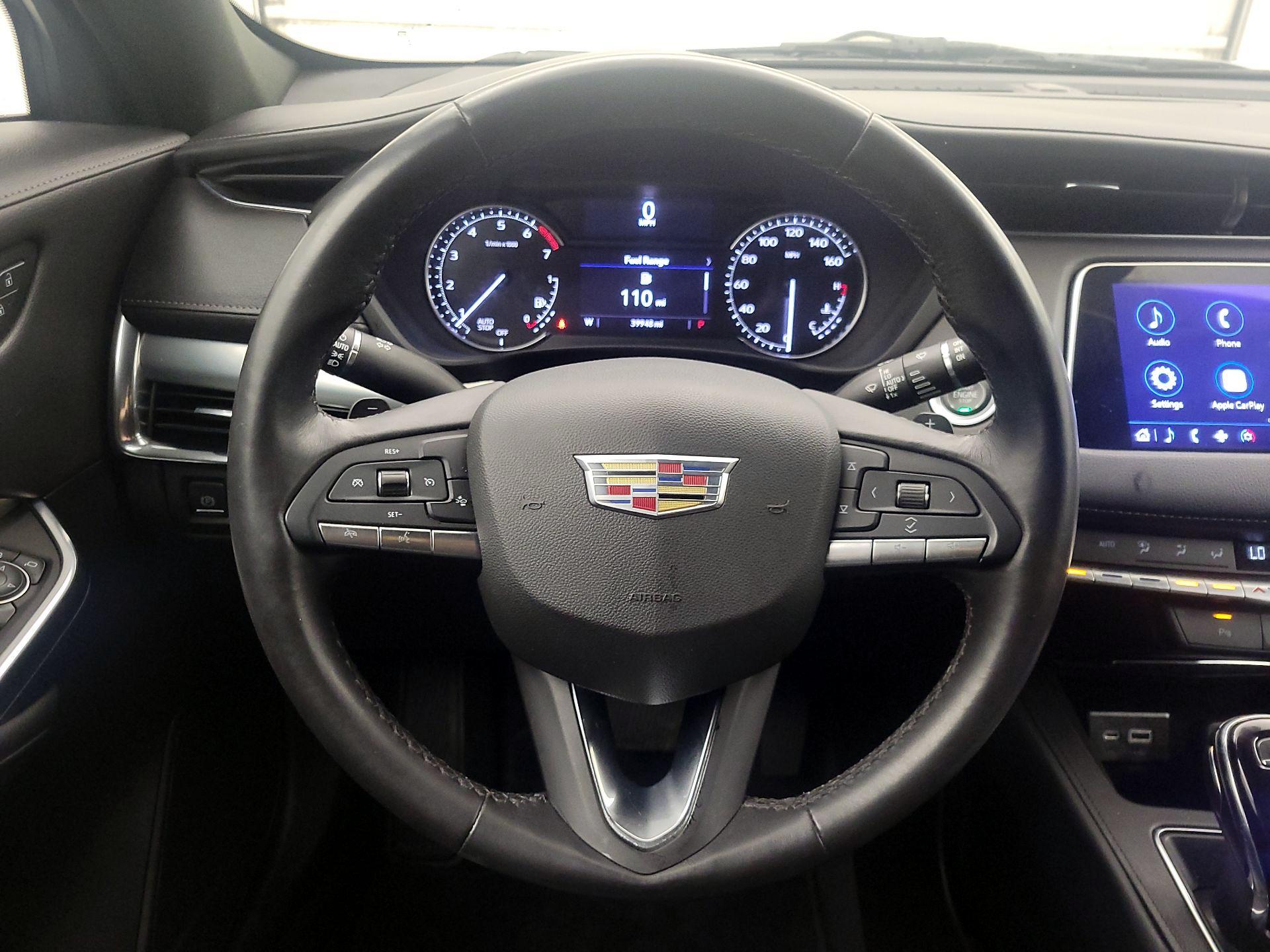 Thumbnail: 2023 Cadillac XT4 - 10