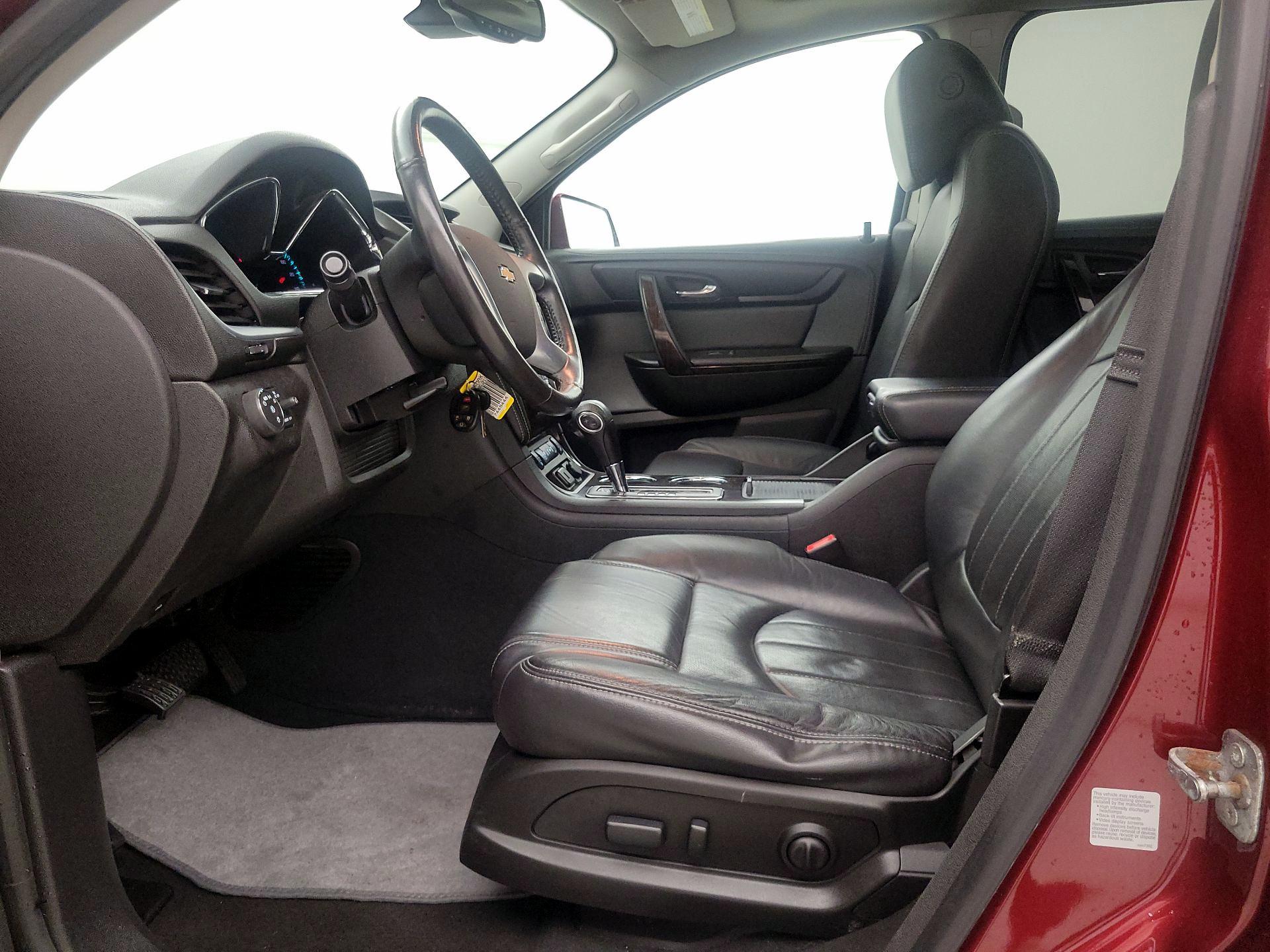 Thumbnail: 2016 Chevrolet Traverse - 11