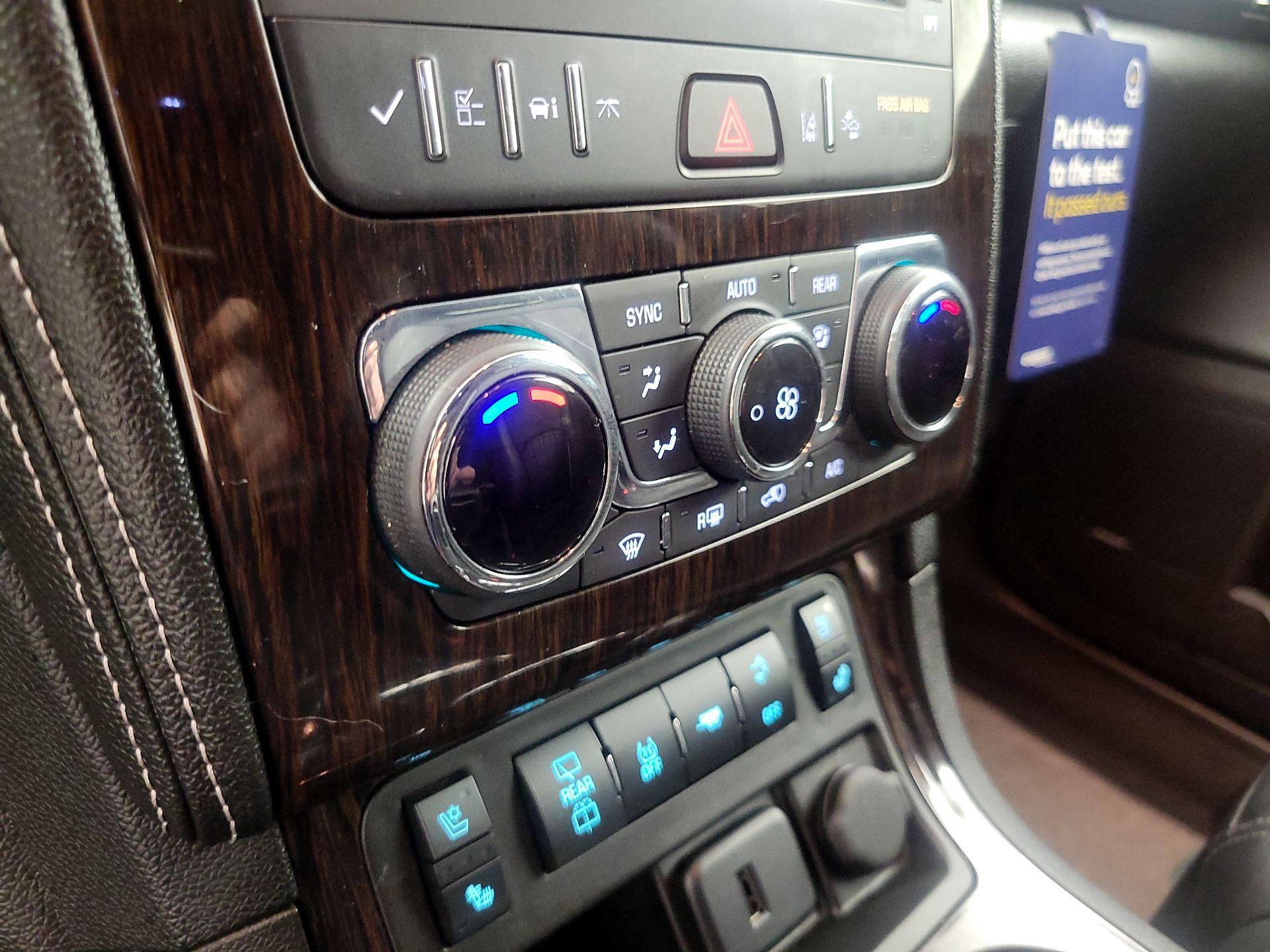 Thumbnail: 2016 Chevrolet Traverse - 17
