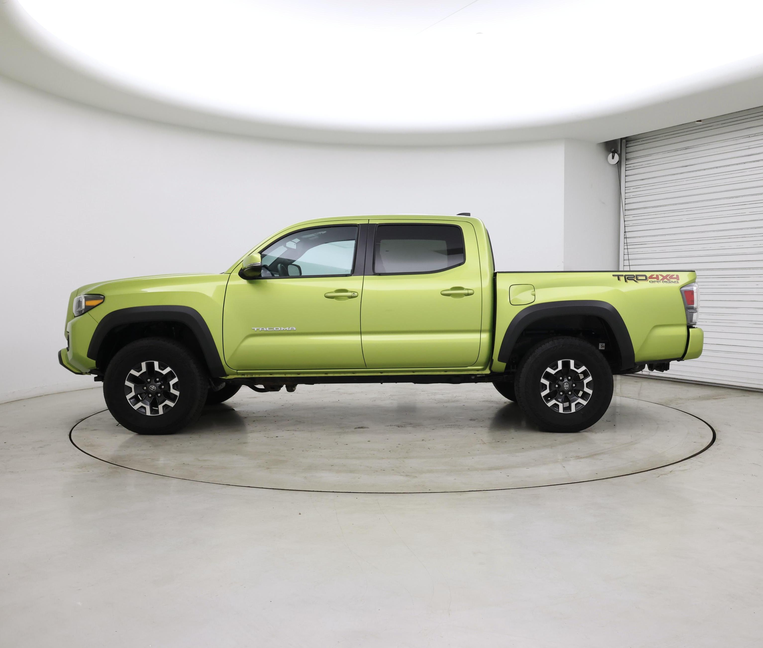 Thumbnail: 2023 Toyota Tacoma - 3