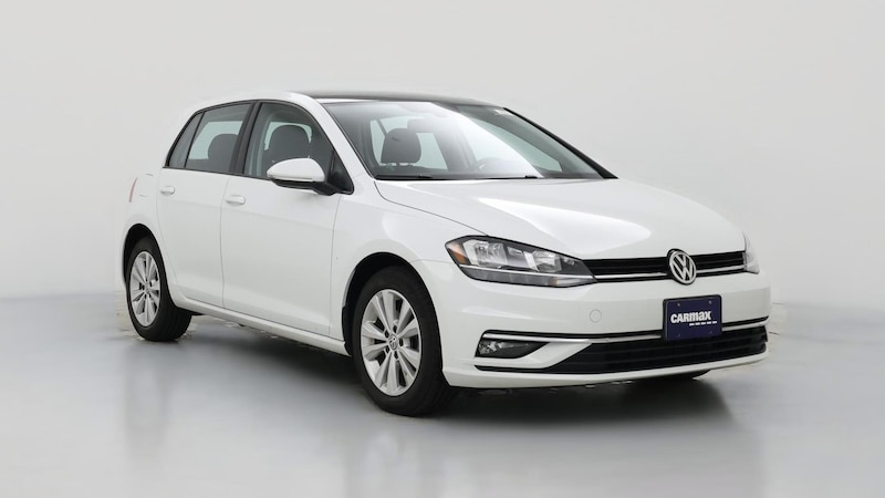 2019 Volkswagen Golf SE Hero Image